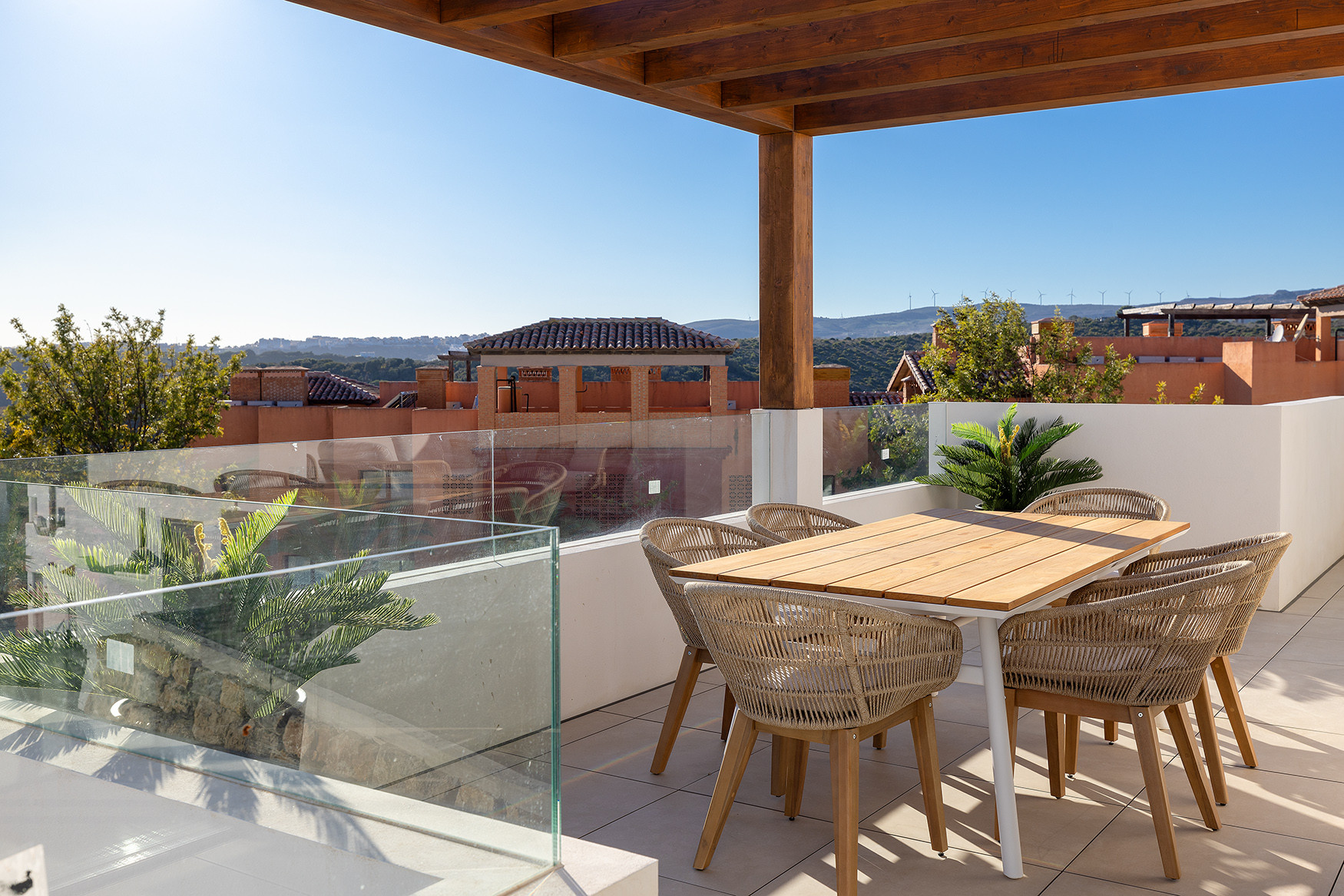 Nieuwe Andalusische appartementen in Casares te koop