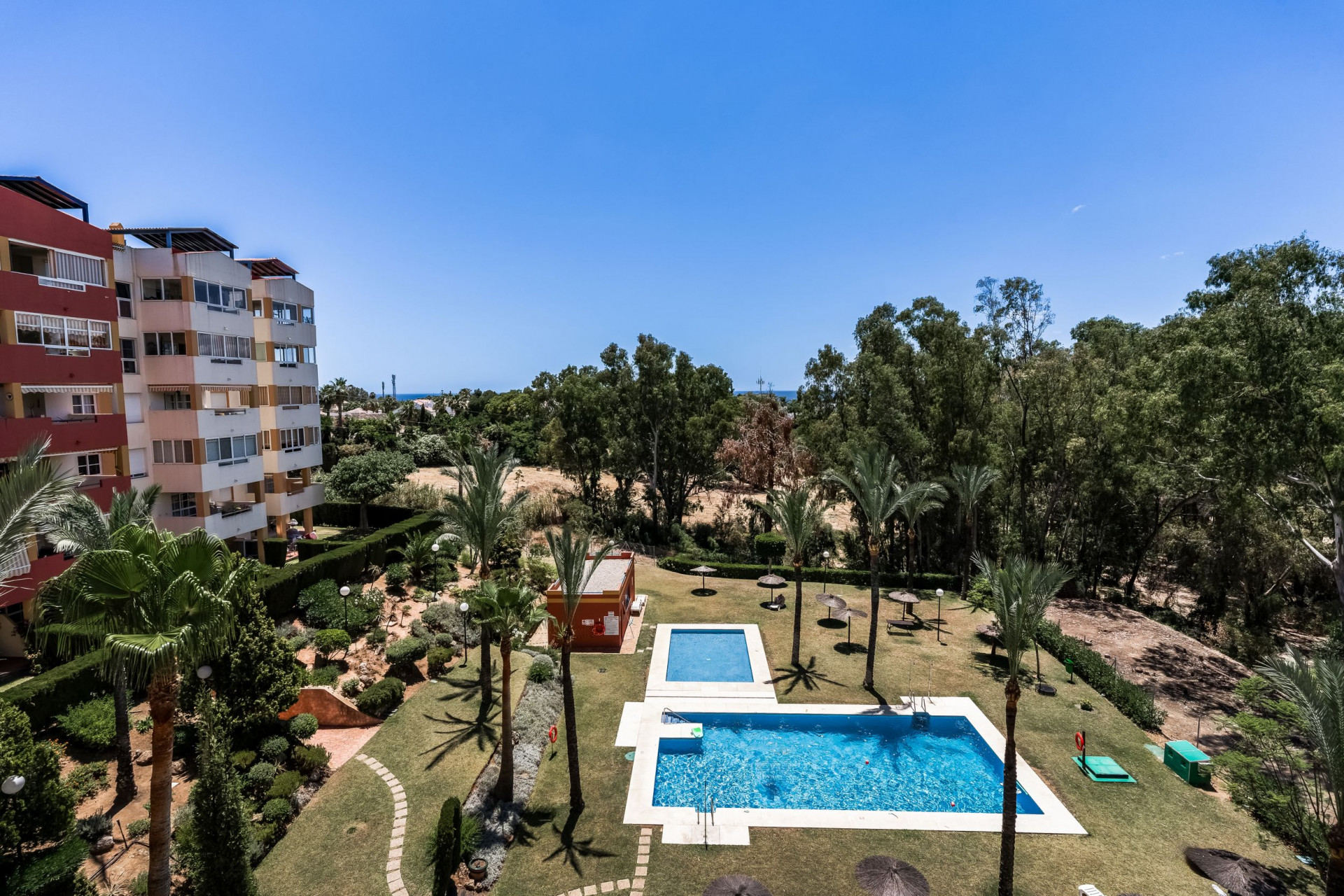 Apartment for Sale in Atalaya, Estepona