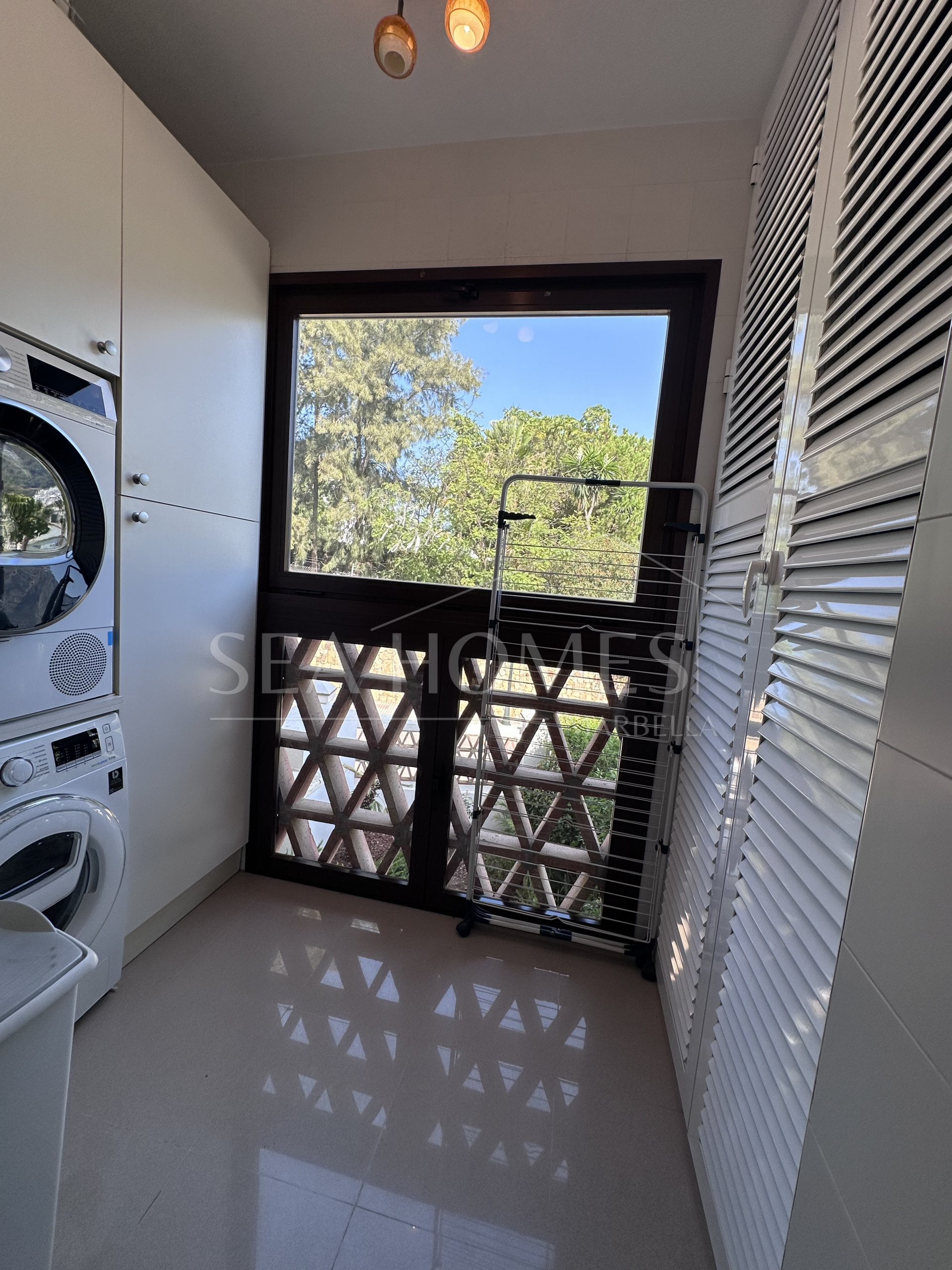 Apartment for sale in Marbella Golden Mile, Marbella