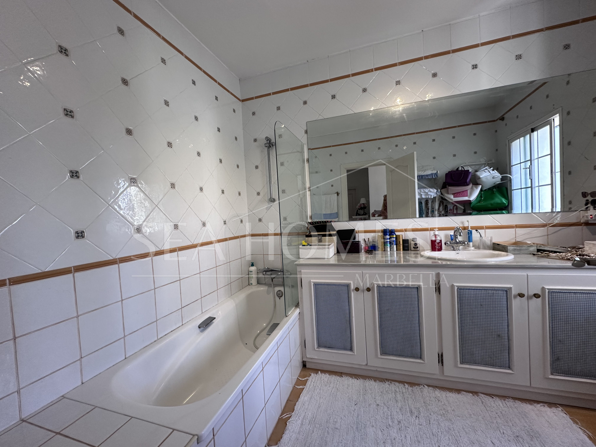 Charming Villa in Monte Biarritz