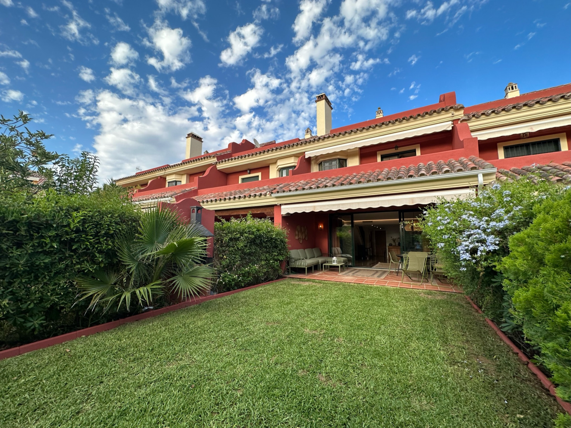 Town House for rent in Marbella Golden Mile, Marbella
