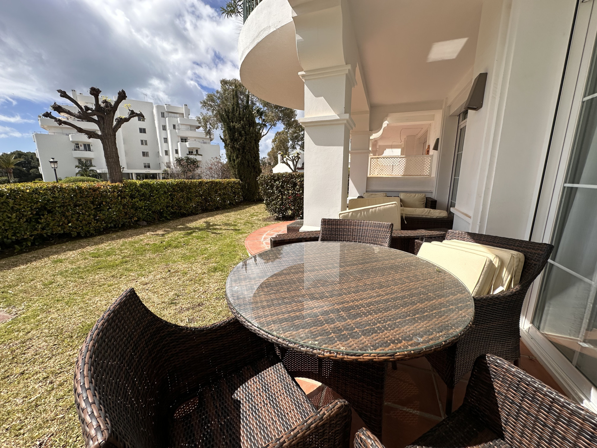 Ground Floor Apartment for rent in Guadalmina Alta, San Pedro de Alcantara — photo 11