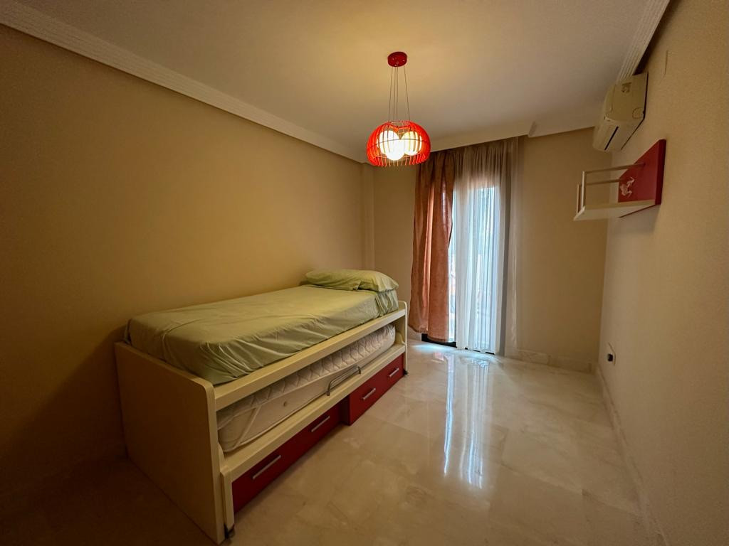 Apartment in San Pedro de Alcantara — photo 7