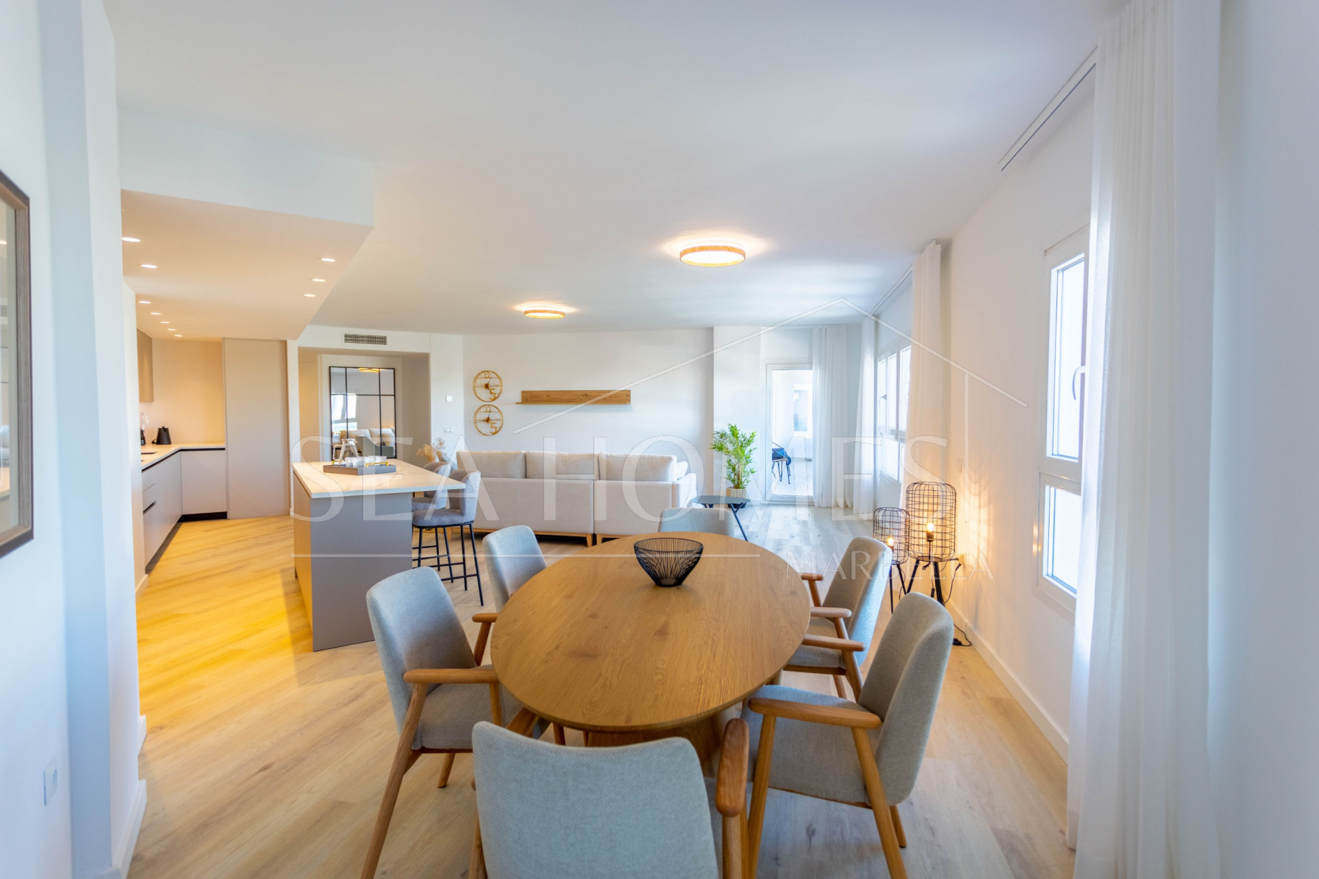 Key-ready 4-Bedroom Apartment in Albatros XV, Nueva Andalucia – Stunning Views