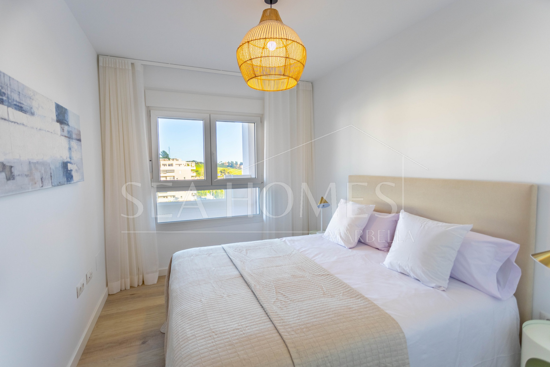 Key-ready 4-Bedroom Apartment in Albatros XV, Nueva Andalucia – Stunning Views