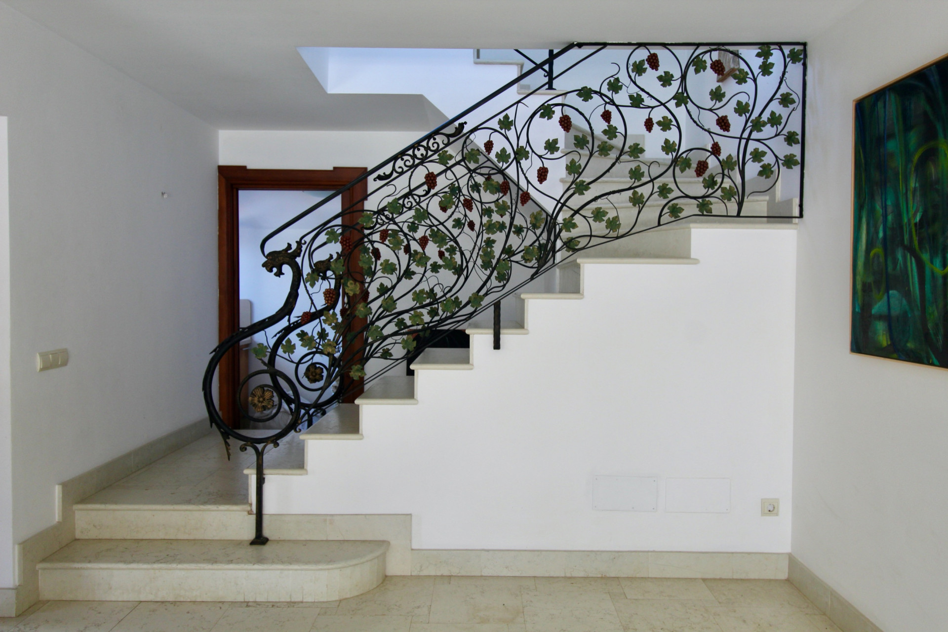 Beachside Mediterranean Villa for Sale in El Presidente, Marbella – Investment Opportunity