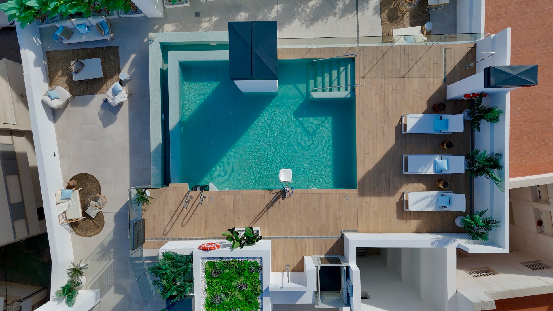 Living Estepona, contemporary apartments in the heart of Estepona