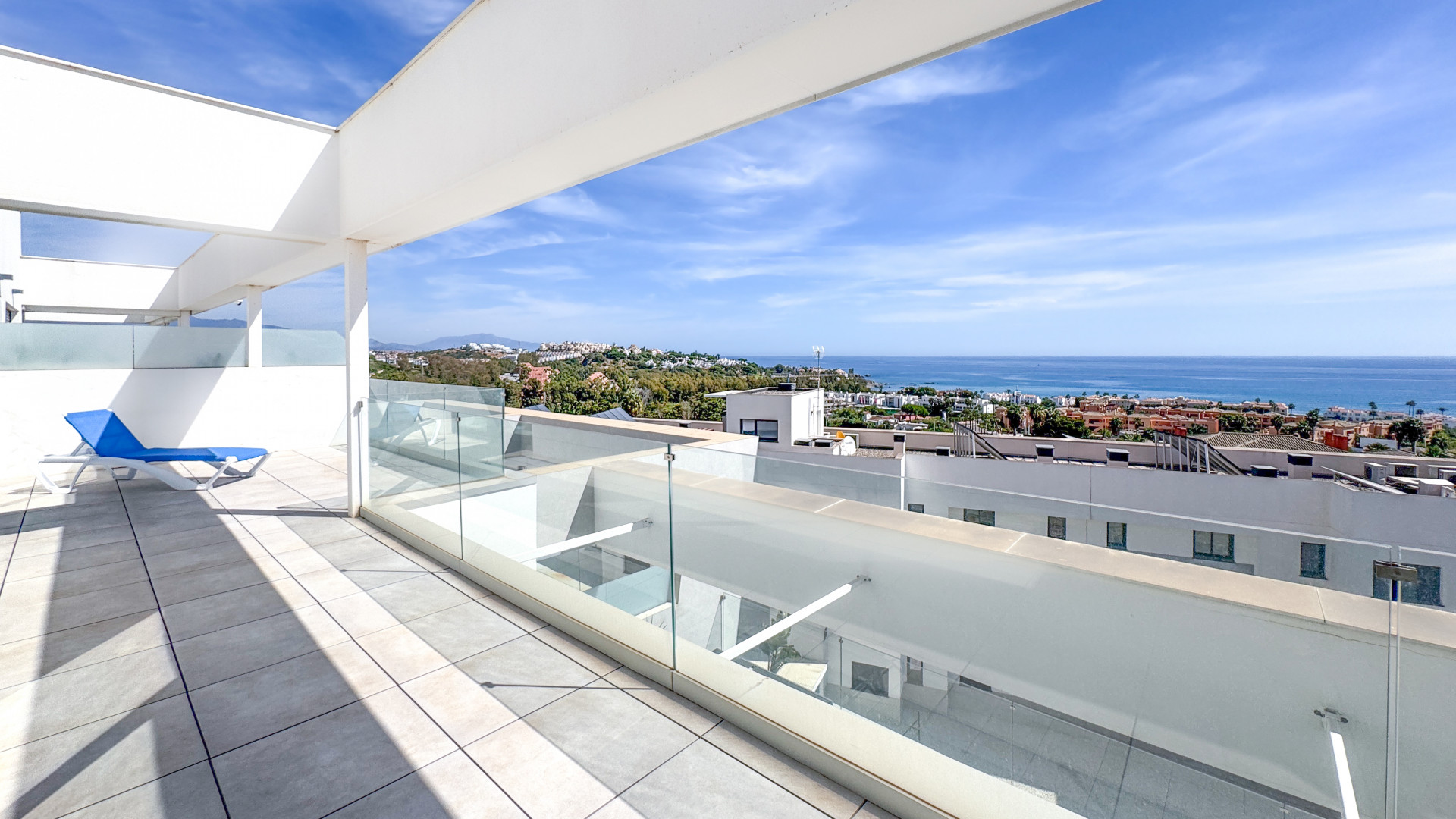 Penthouse for sale in Casares, Costa del Sol