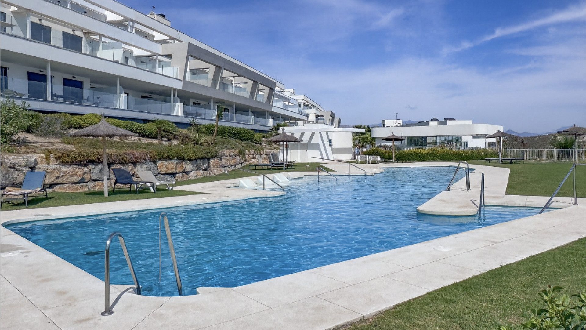 Penthouse for sale in Casares, Costa del Sol