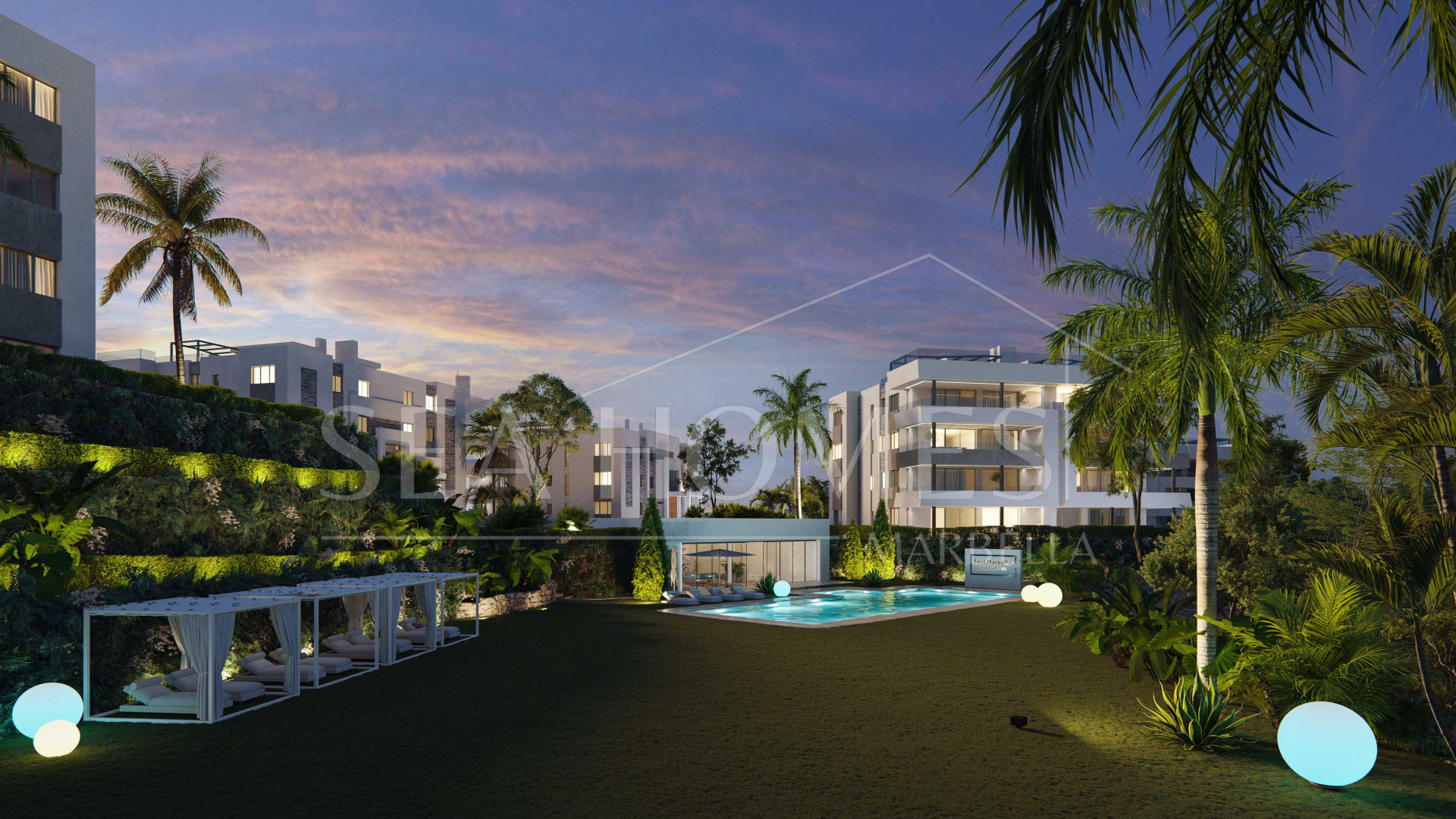 Contemporary penthouse with terrace and solarium both with panoramic views of the Mediterranean Sea in top location