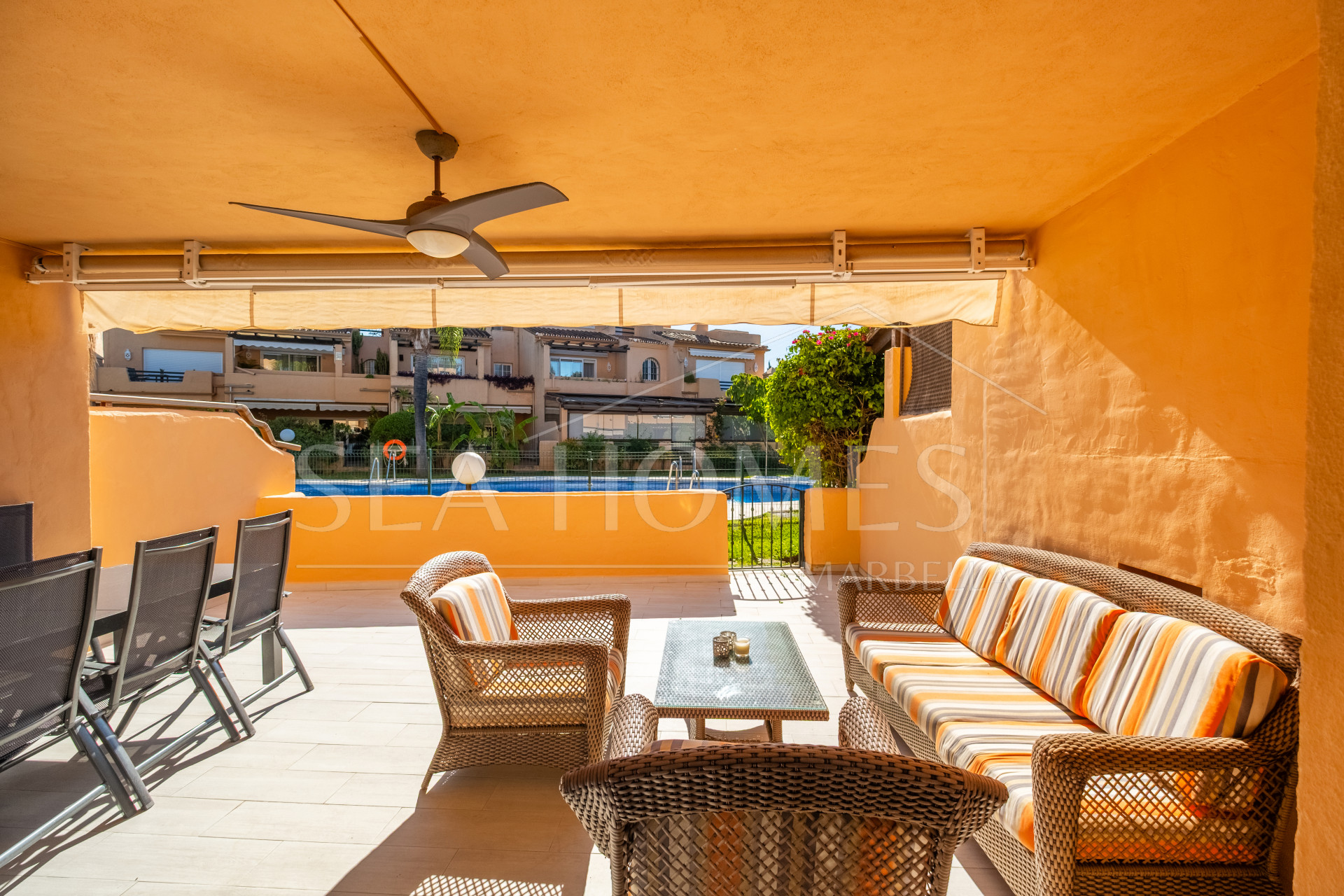 Spacious Townhouse in Oasis de Nagüeles with 4 Bedrooms and Garage – Potential for 5th Bedroom