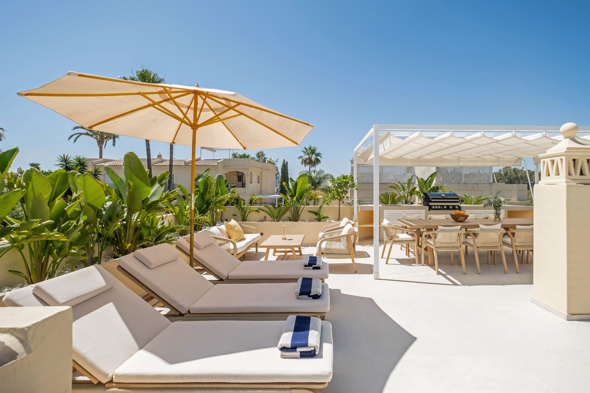 Elegant Family Villa with Panoramic Golf & Mountain Views in La Quinta Hills — photo 6