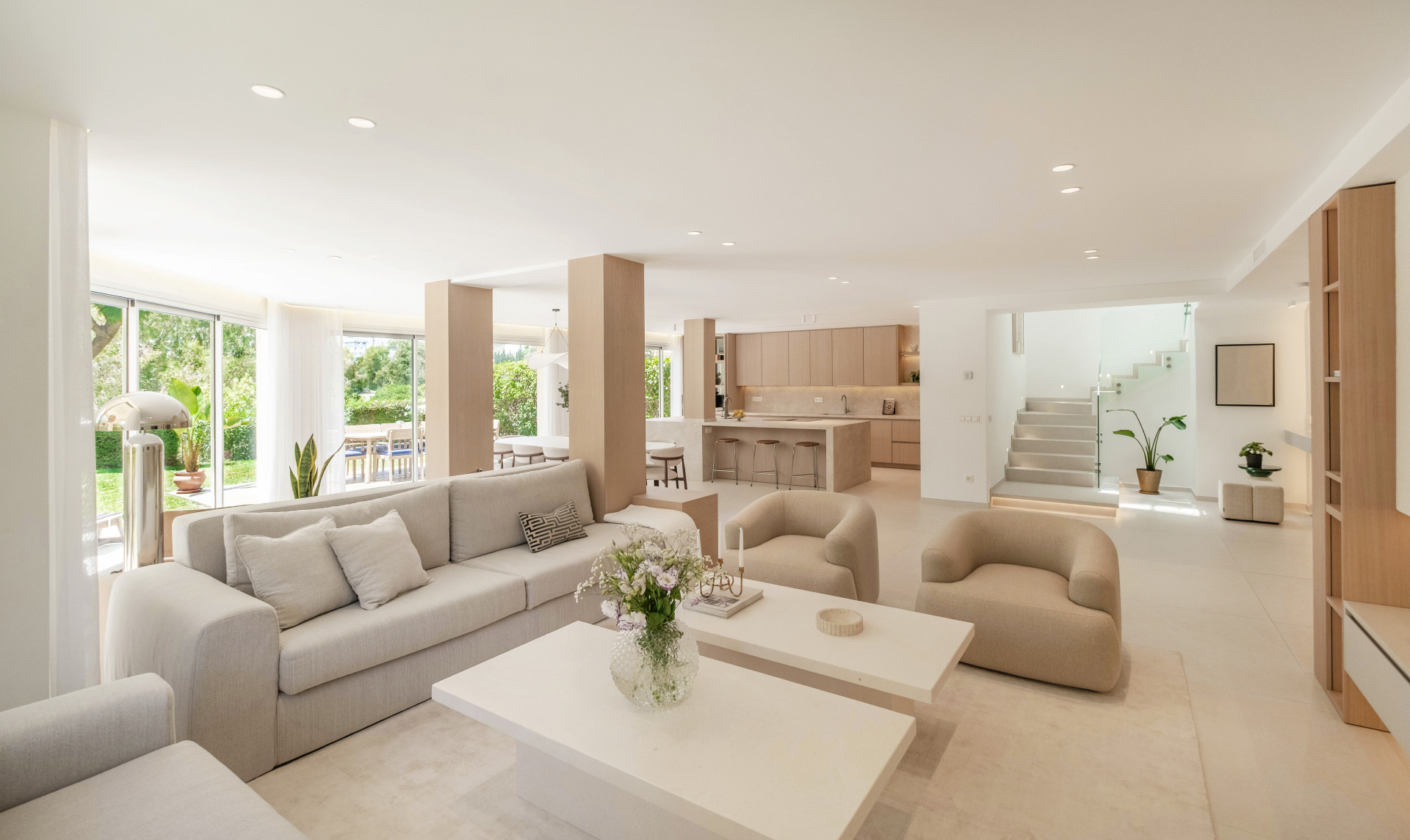 Elegant Family Villa with Panoramic Golf & Mountain Views in La Quinta Hills — photo 8