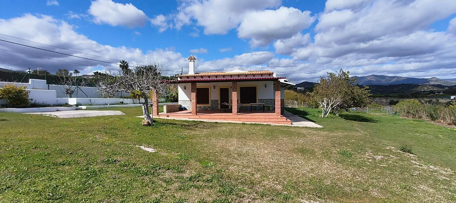 Villa zum Verkauf in Estepona, Costa del Sol