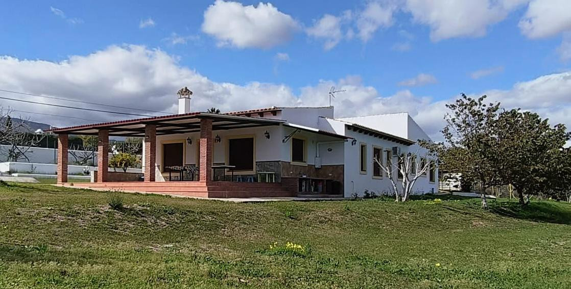 Villa zum Verkauf in Estepona, Costa del Sol
