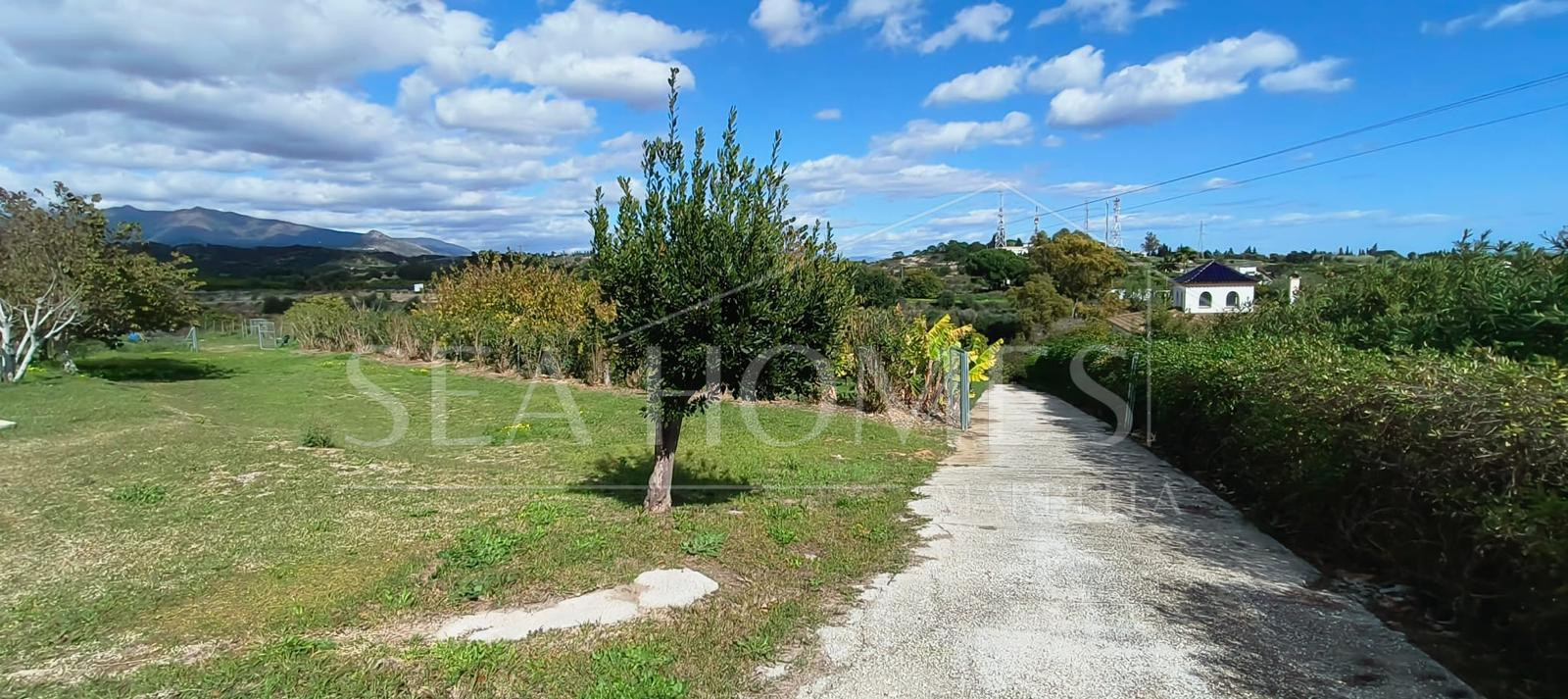 Beautiful, large country villa with beautiful sea views