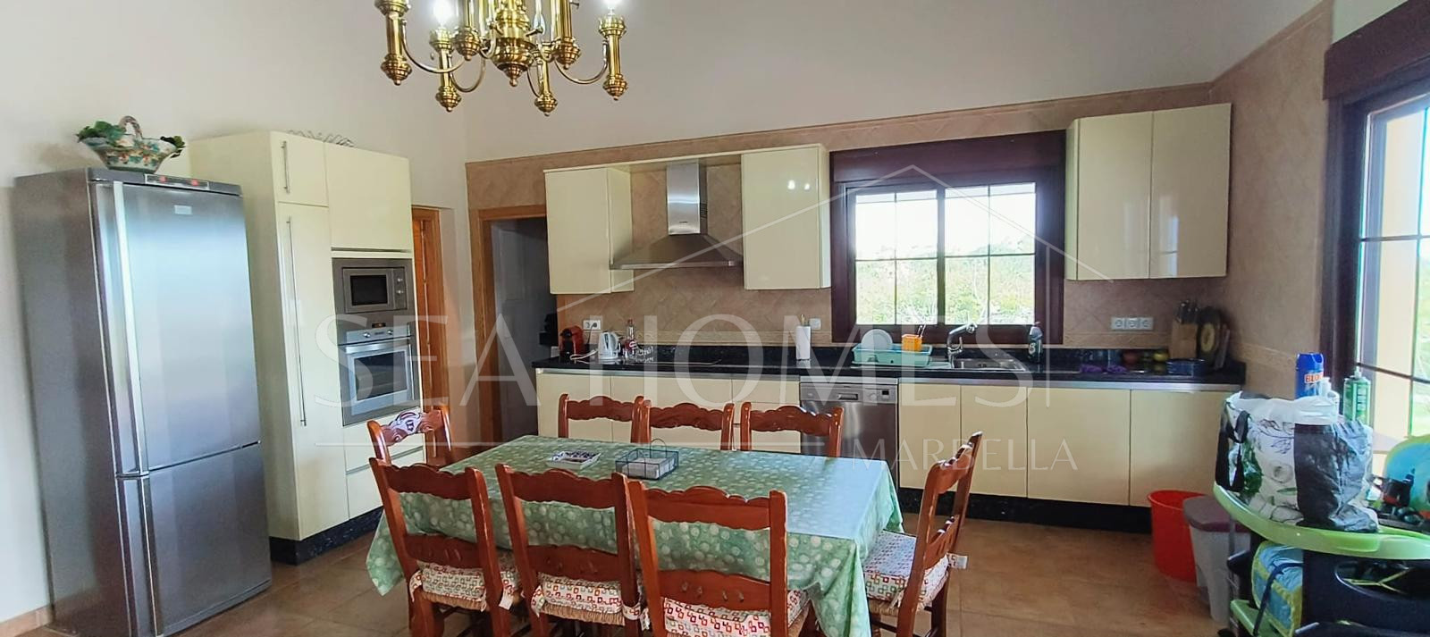 Beautiful, large country villa with beautiful sea views