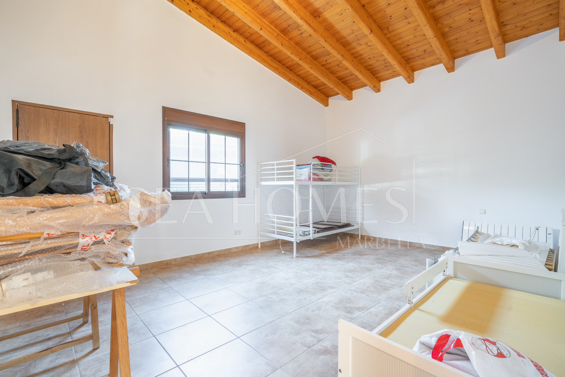 Beautiful, large country villa with beautiful sea views