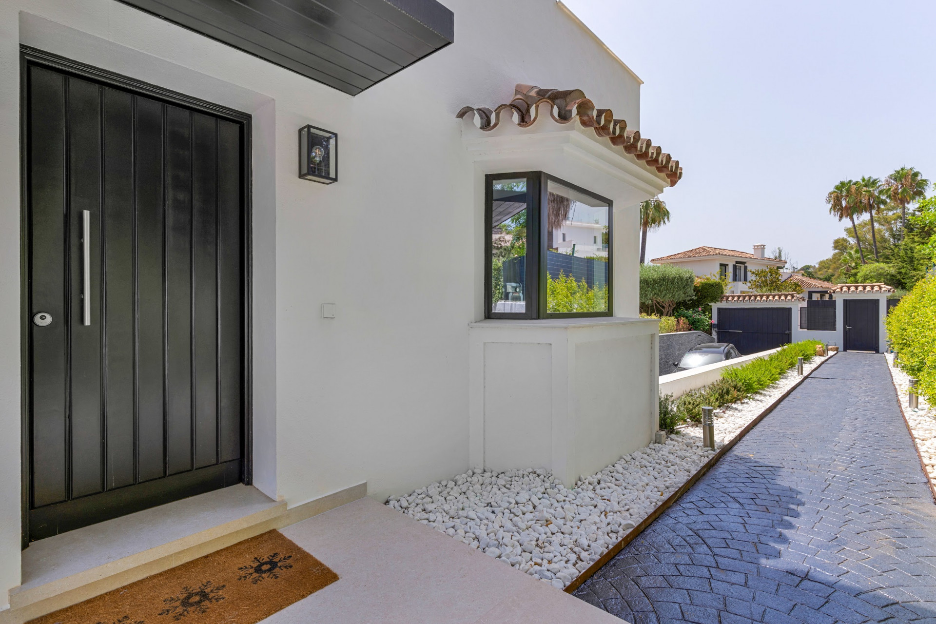 Image {index}: detached villa For sale, Nueva Andalucía, €2,650,000 [HFMs588317]