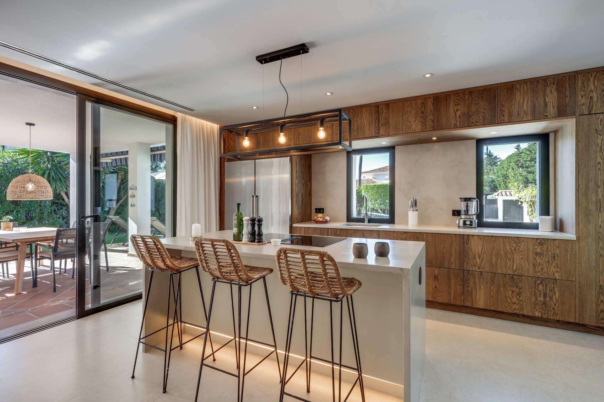 Image {index}: detached villa For sale, Nueva Andalucía, €2,650,000 [HFMs588317]