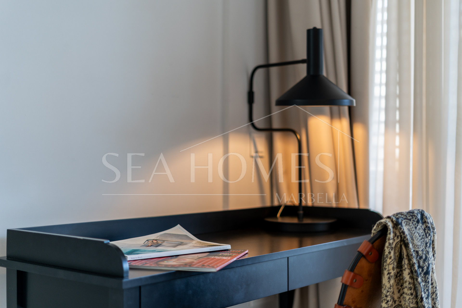 Luxurious beachfront apartment with private garden