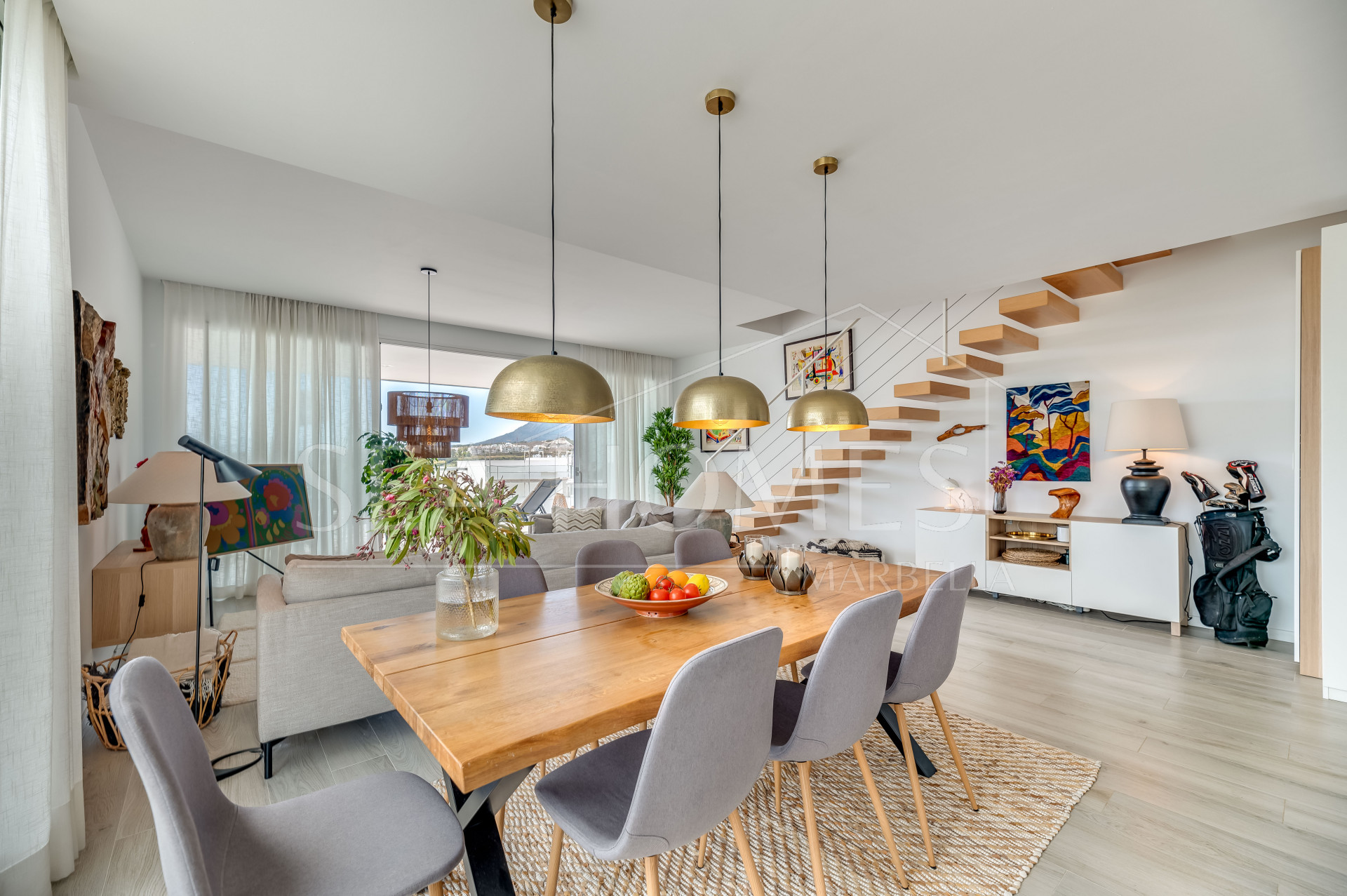 Unique Town House with amazing views