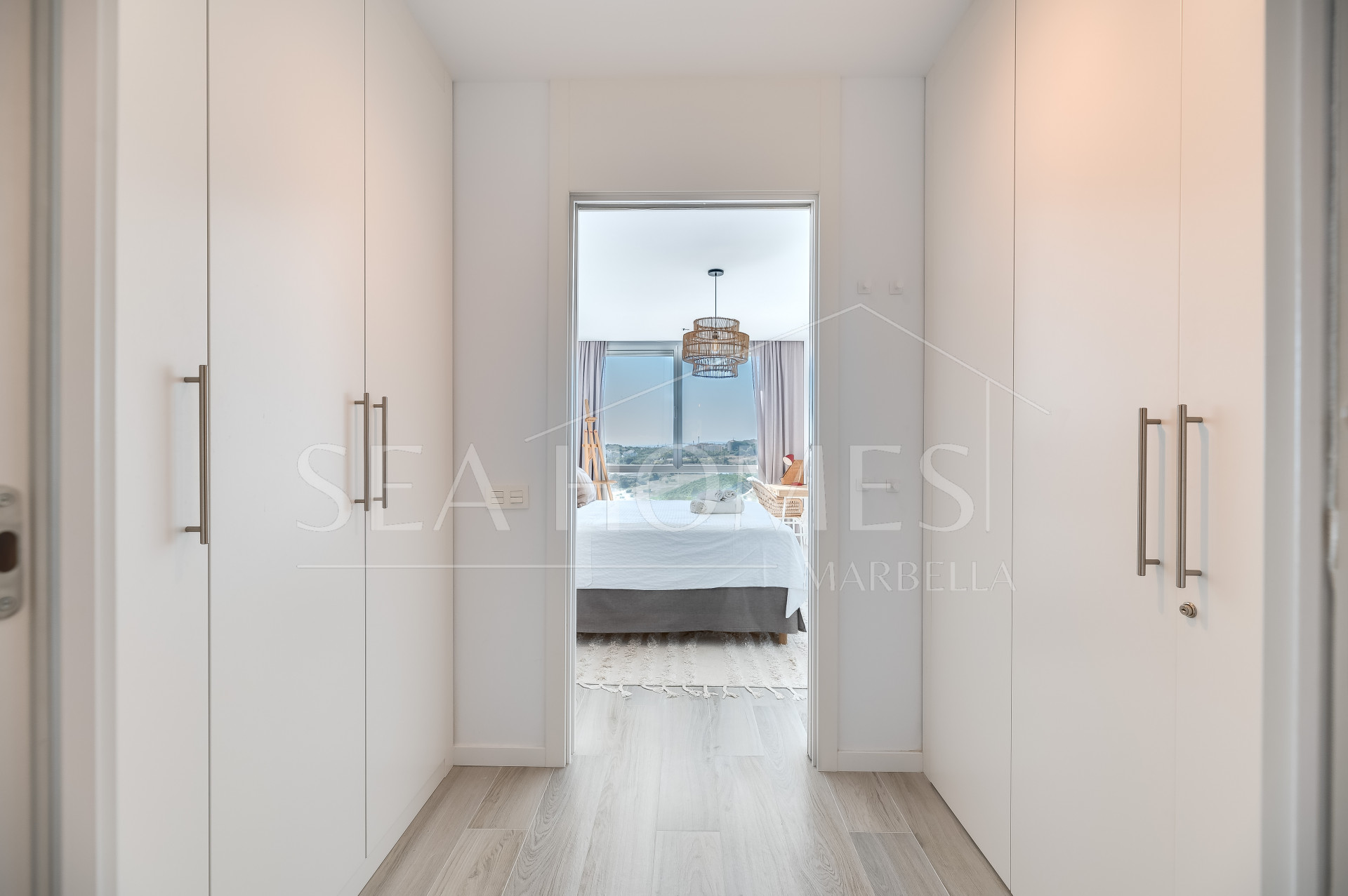 Unique Town House with amazing views