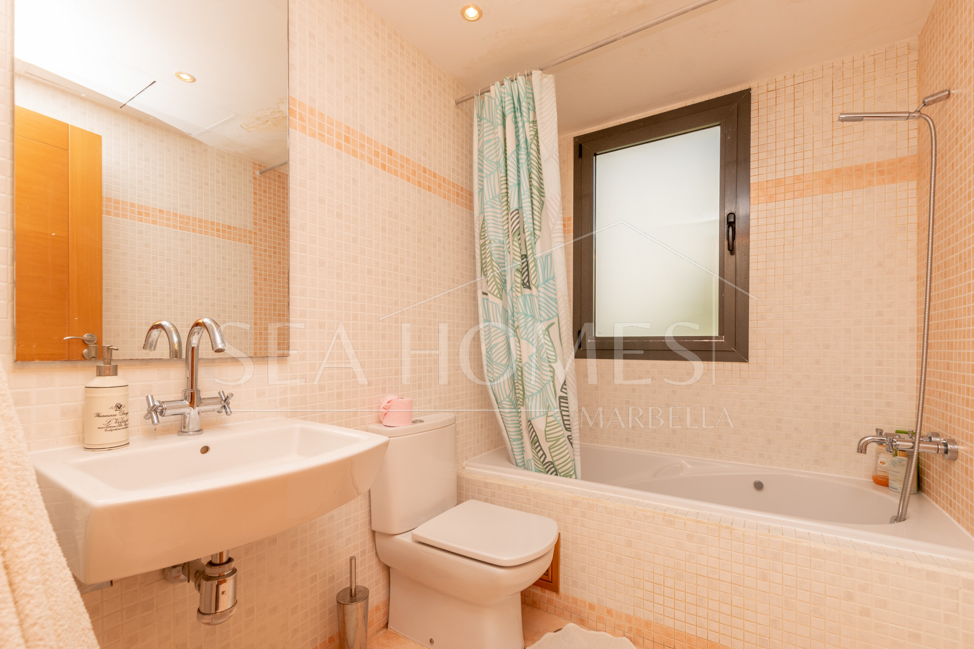 Apartment, terrace, swimming pool, golf, 2 bedrooms, Estepona, La Resina, Selwo.