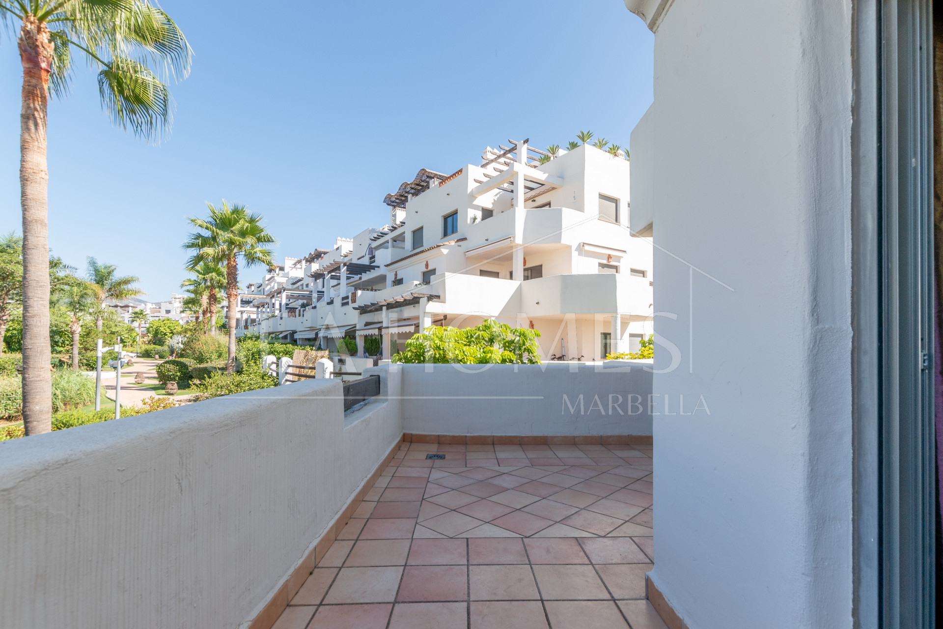Apartment, terrace, swimming pool, golf, 2 bedrooms, Estepona, La Resina, Selwo.