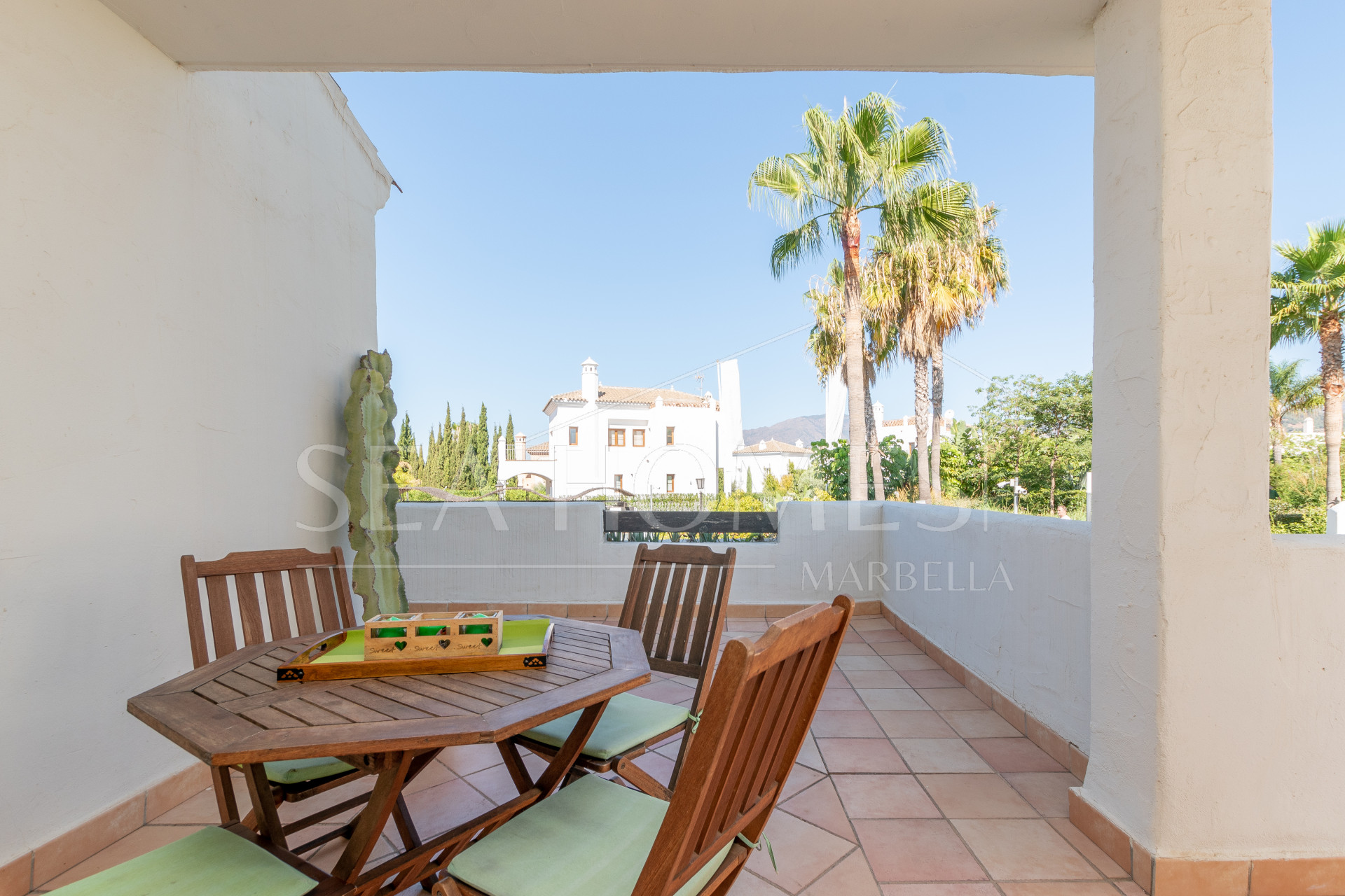Apartment, terrace, swimming pool, golf, 2 bedrooms, Estepona, La Resina, Selwo.