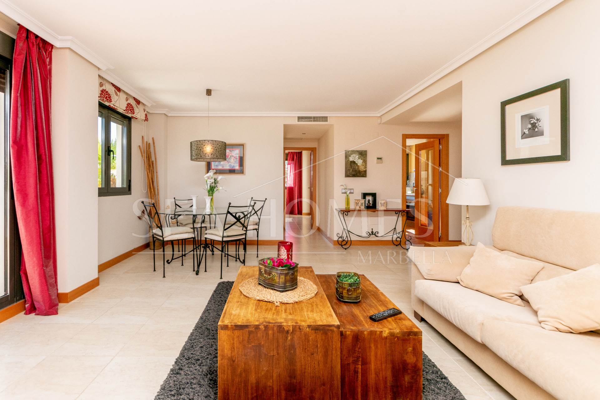 Apartment, terrace, swimming pool, golf, 2 bedrooms, Estepona, La Resina, Selwo.