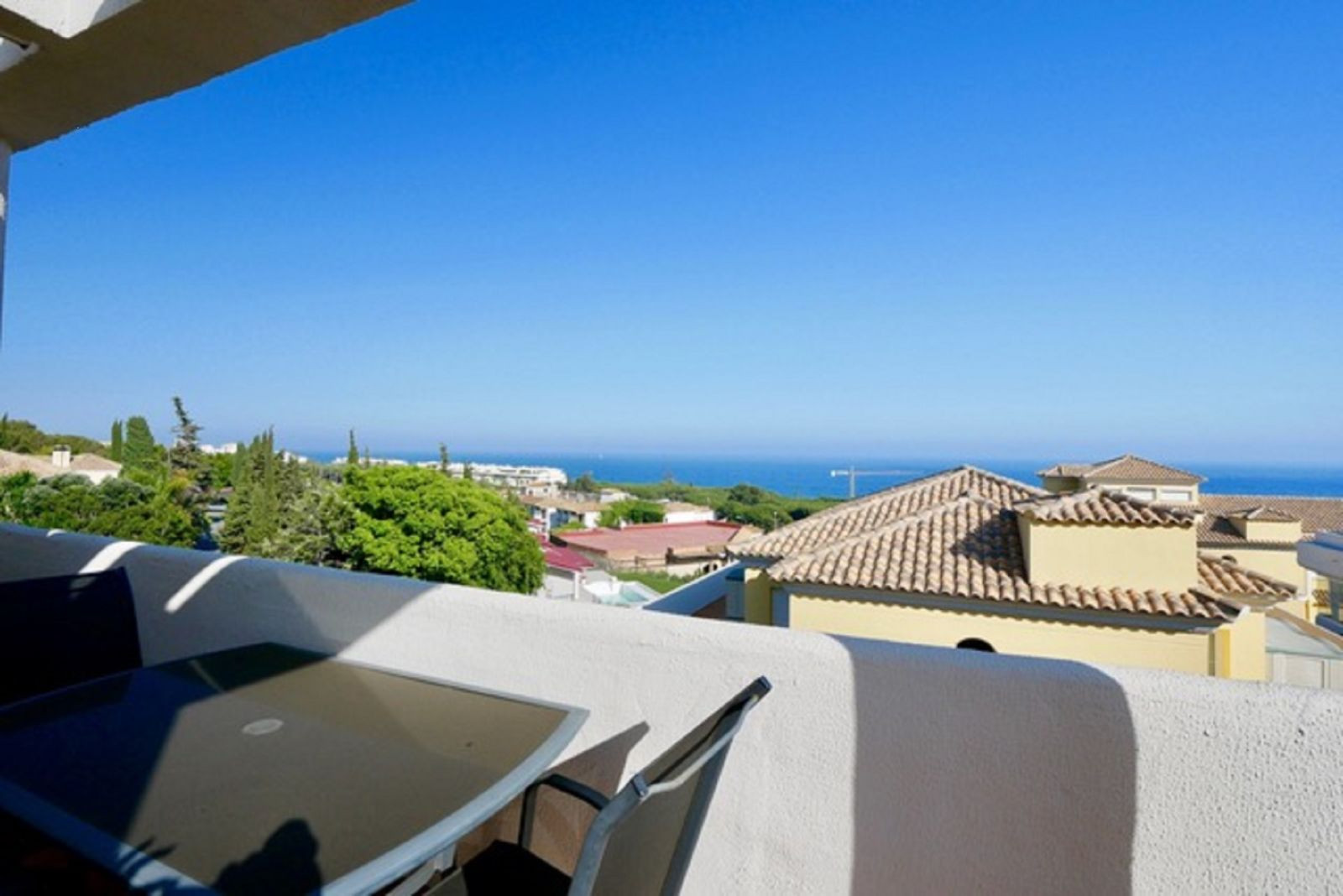 Spacious Penthouse with views of the sea in Cabopino- Marbella 
