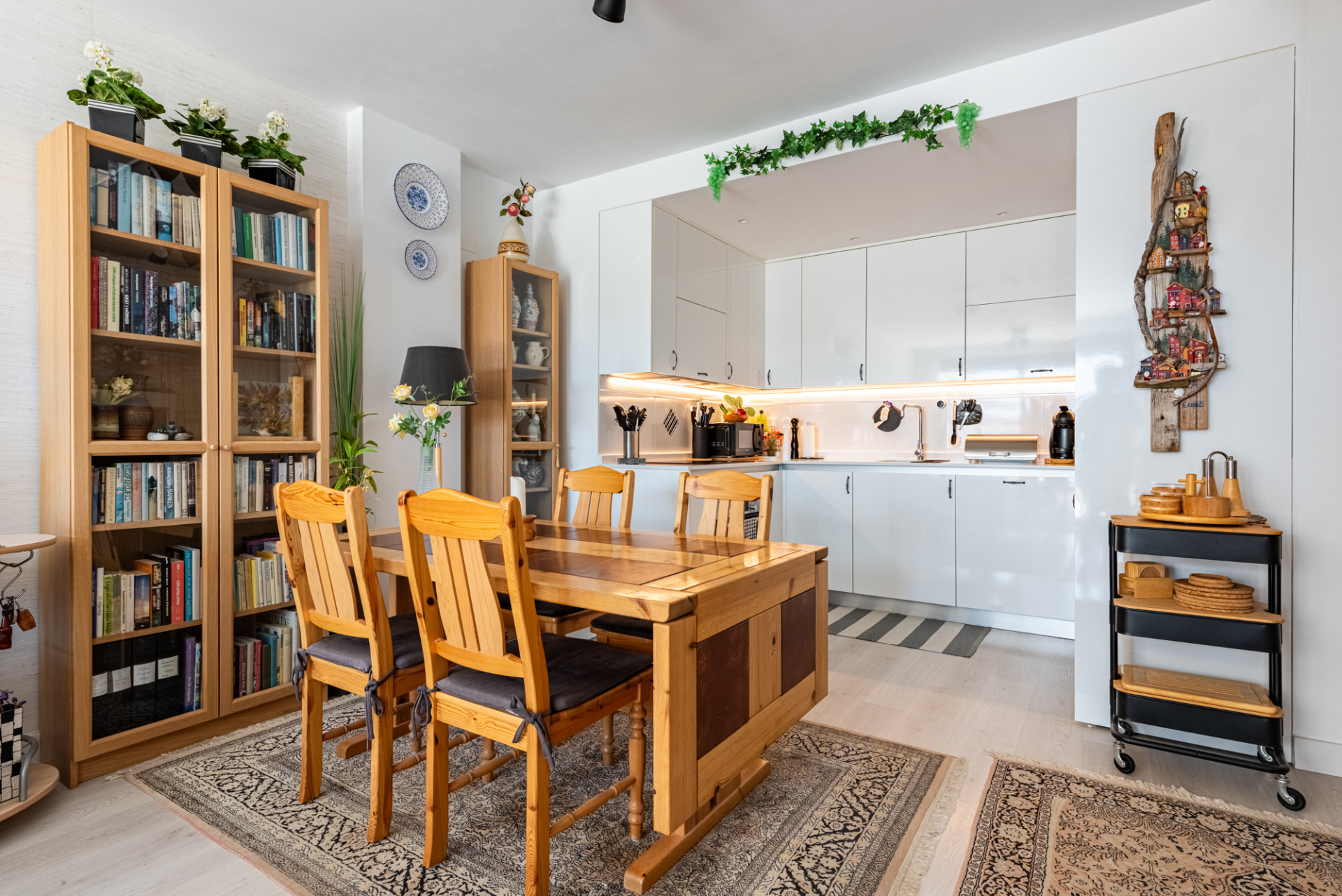 Moderno apartamento en una excelente ubicación en Las Lagunas, Mijas