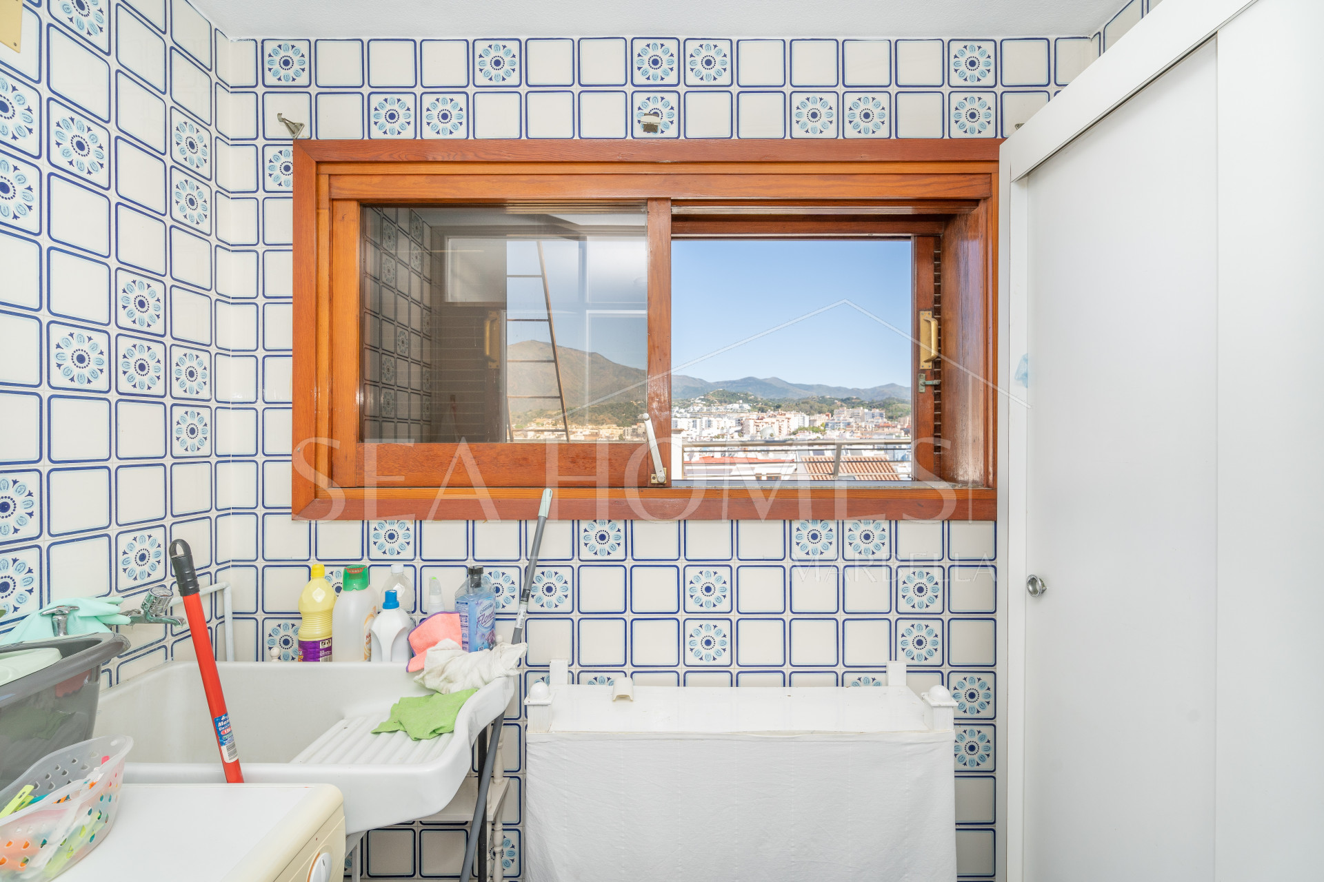 Estepona, penthouse, first line, beachfront, sea views, 4 bedroom, luxury
