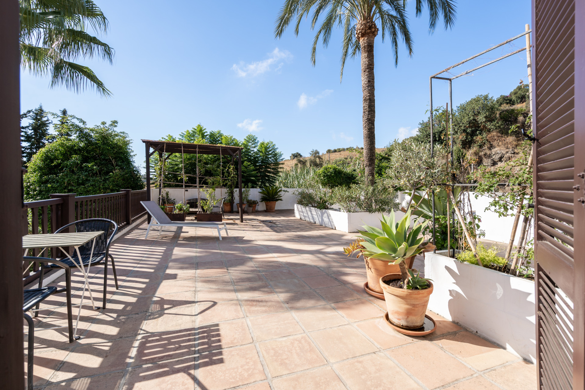 Large Unique Finca, Restored Historic Watermill – Rustic Charm Meets Modern Comfort — photo 9