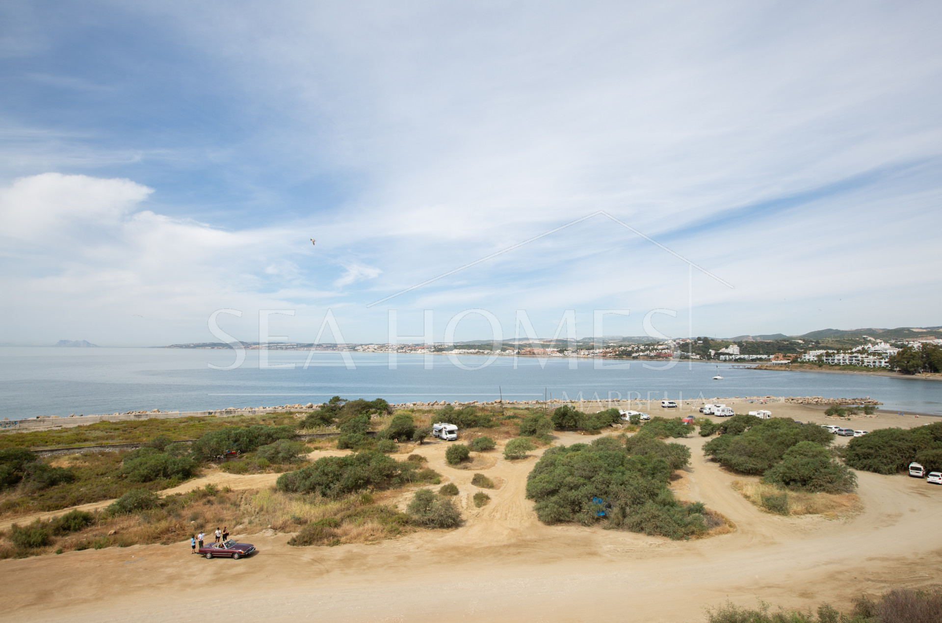 Stunning Renovated Beachfront Studio in Estepona