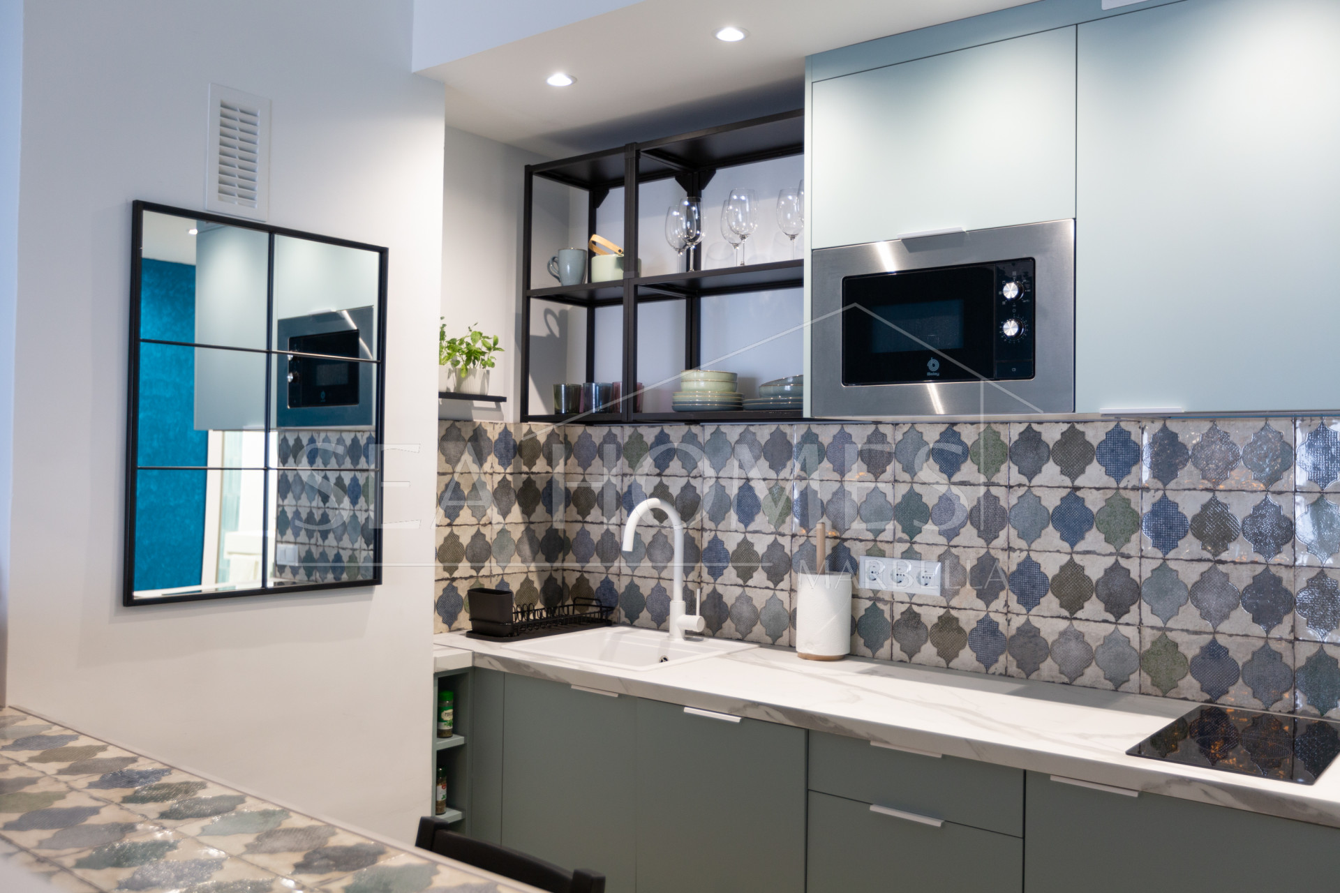 Stunning Renovated Beachfront Studio in Estepona