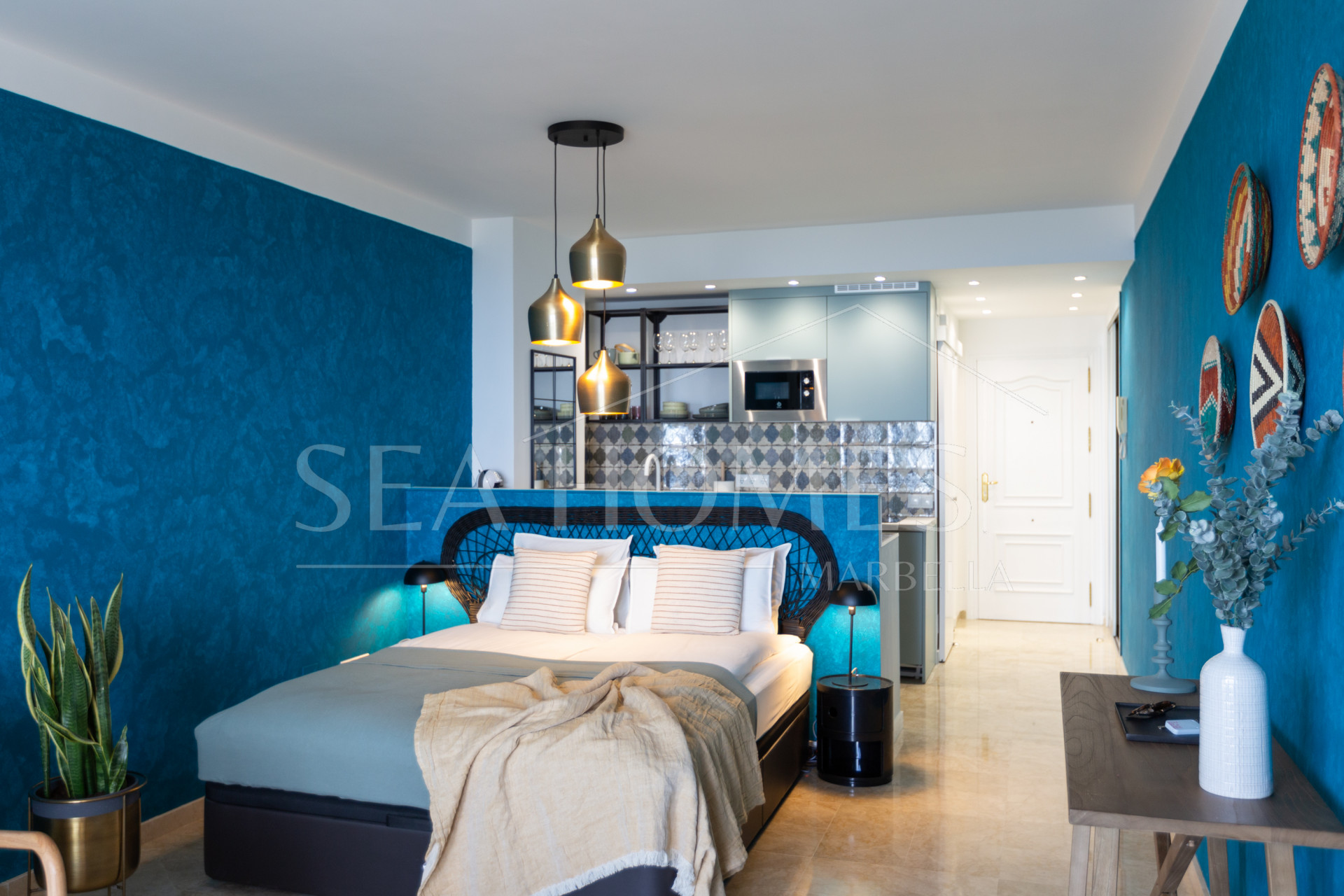 Stunning Renovated Beachfront Studio in Estepona