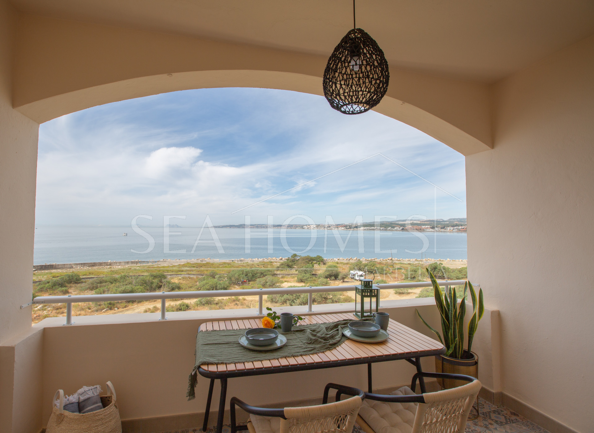 Stunning Renovated Beachfront Studio in Estepona