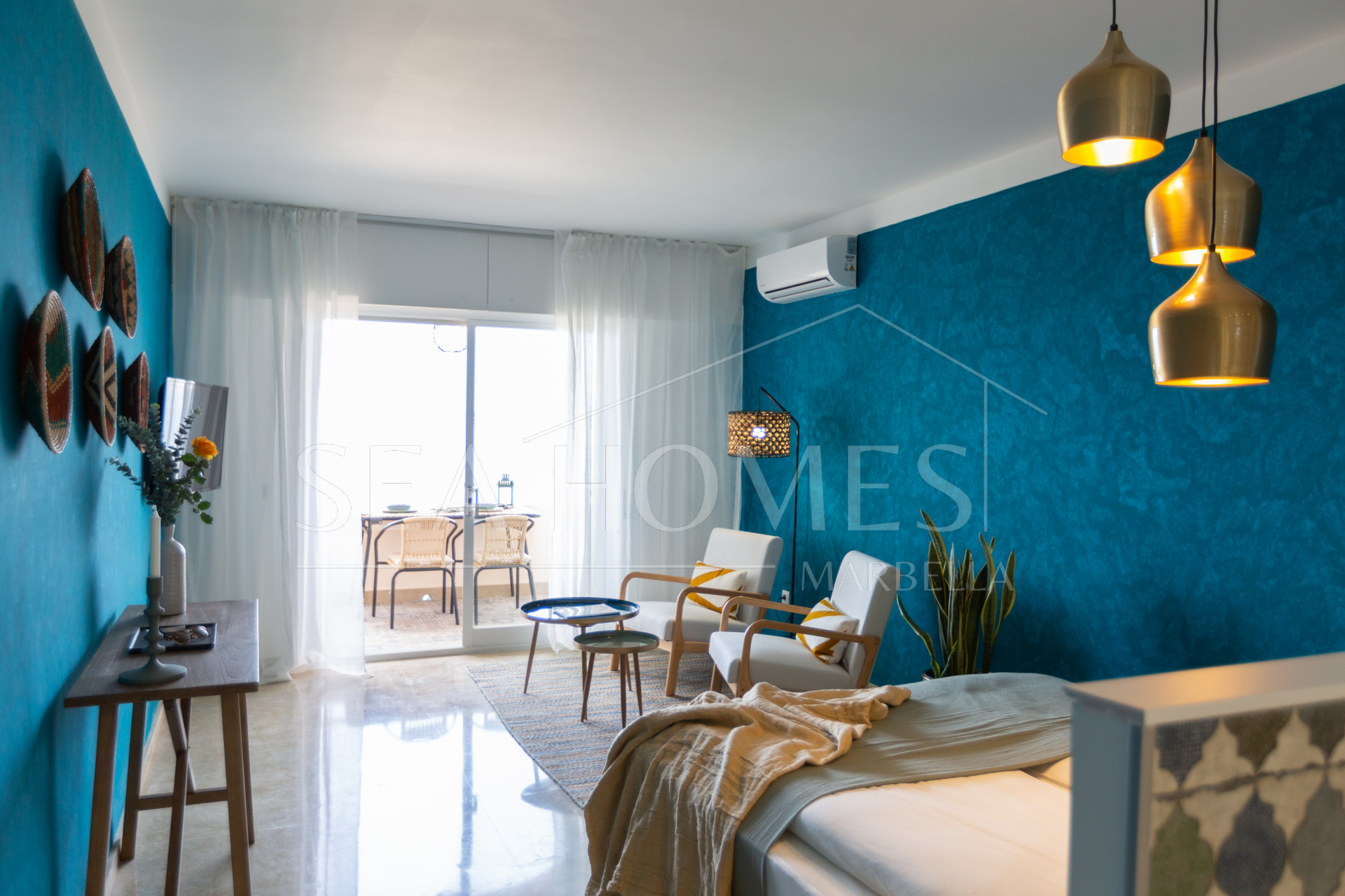 Stunning Renovated Beachfront Studio in Estepona
