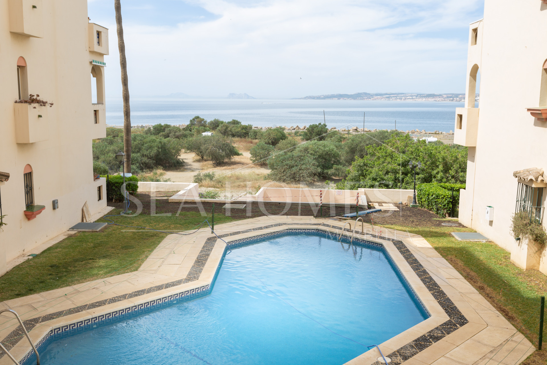 Stunning Renovated Beachfront Studio in Estepona