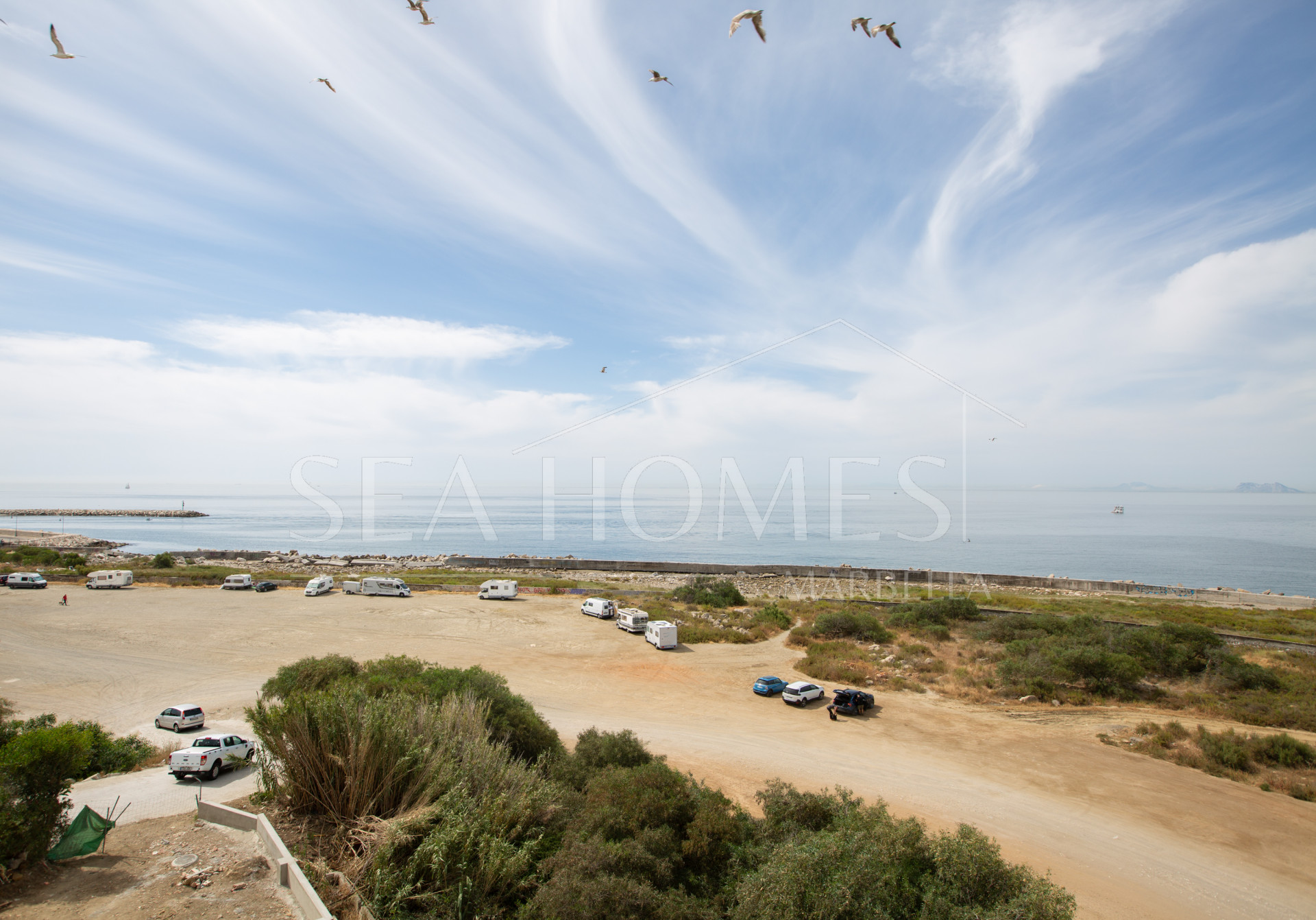 Stunning Renovated Beachfront Studio in Estepona