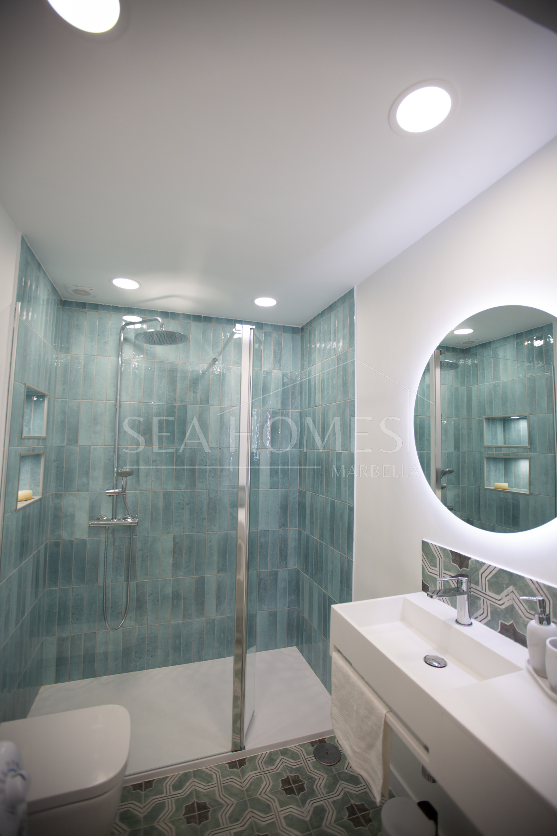 Stunning Renovated Beachfront Studio in Estepona