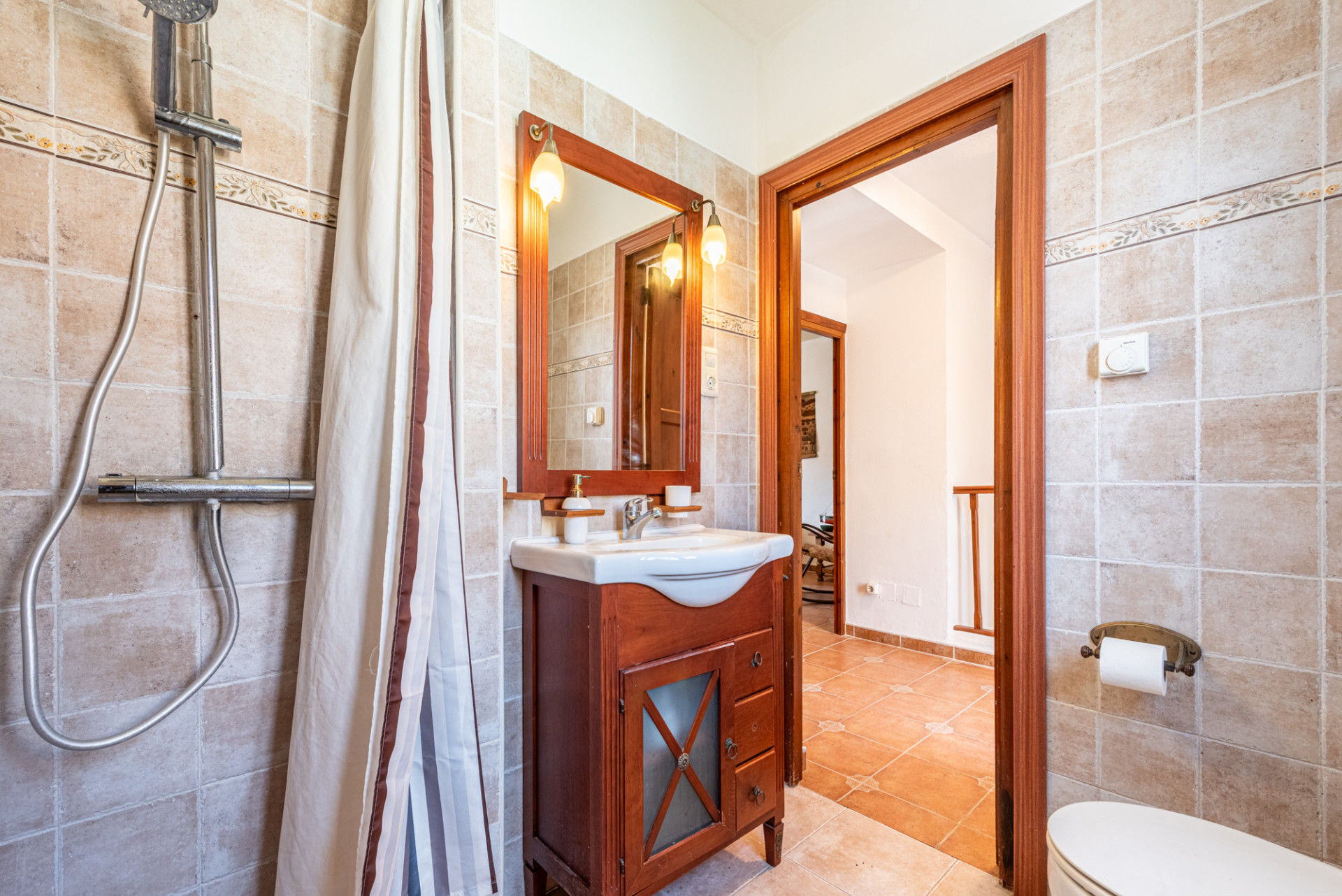 Charming townhouse for sale in Pueblo López – prime central location in Fuengirola