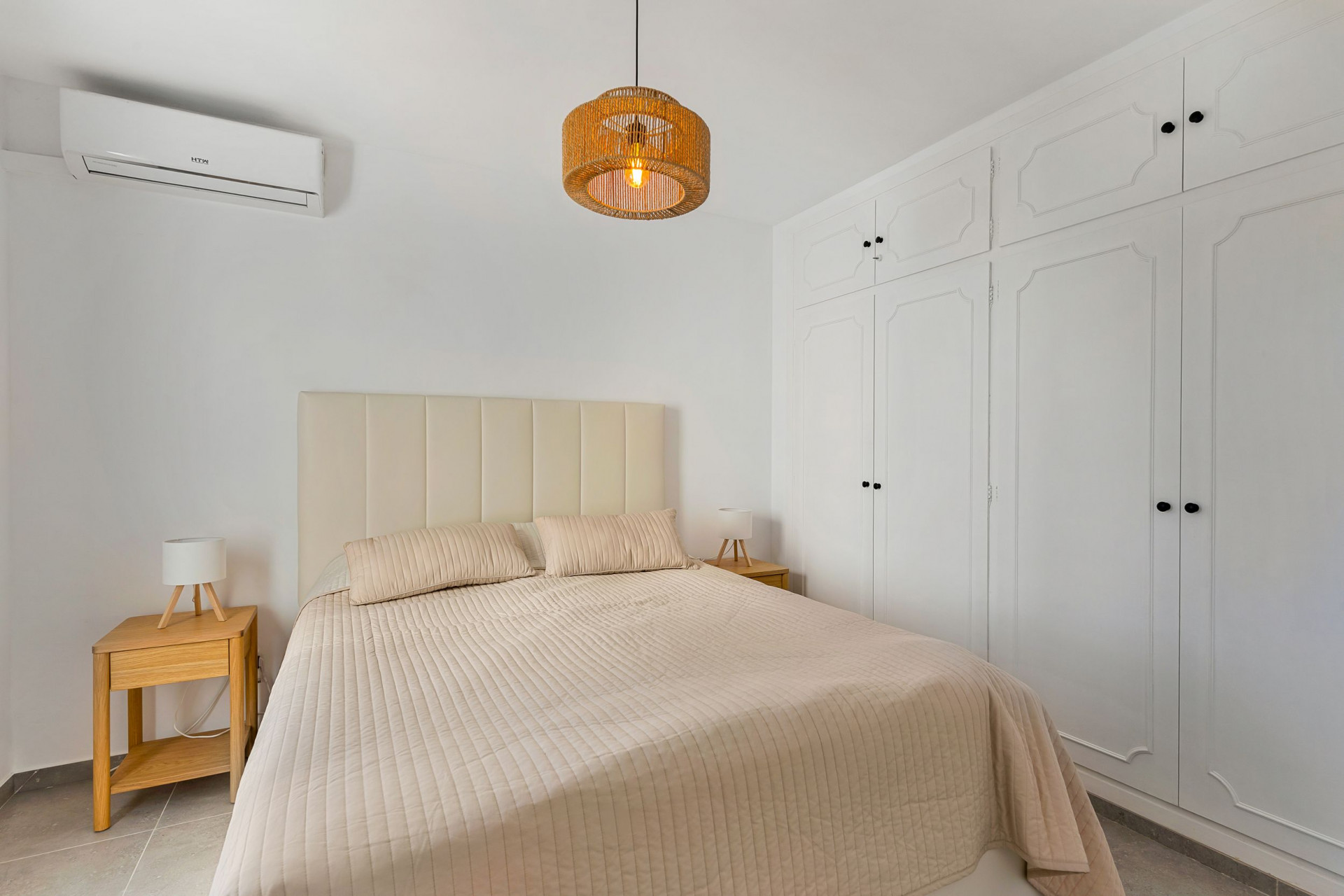 Newly renovated duplex apartment with seaviews