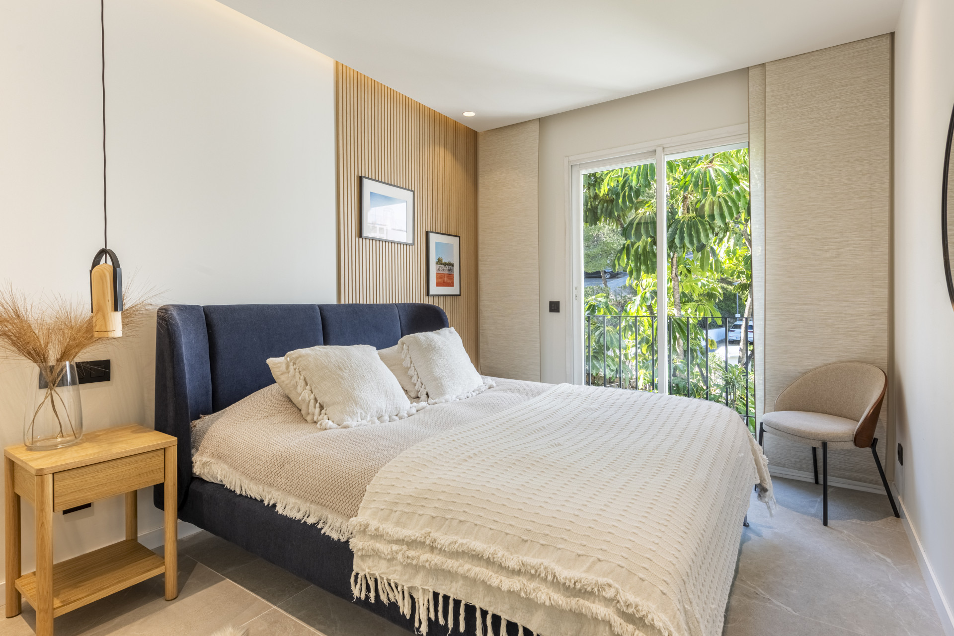 Duplex Penthouse in Altos De La Quinta