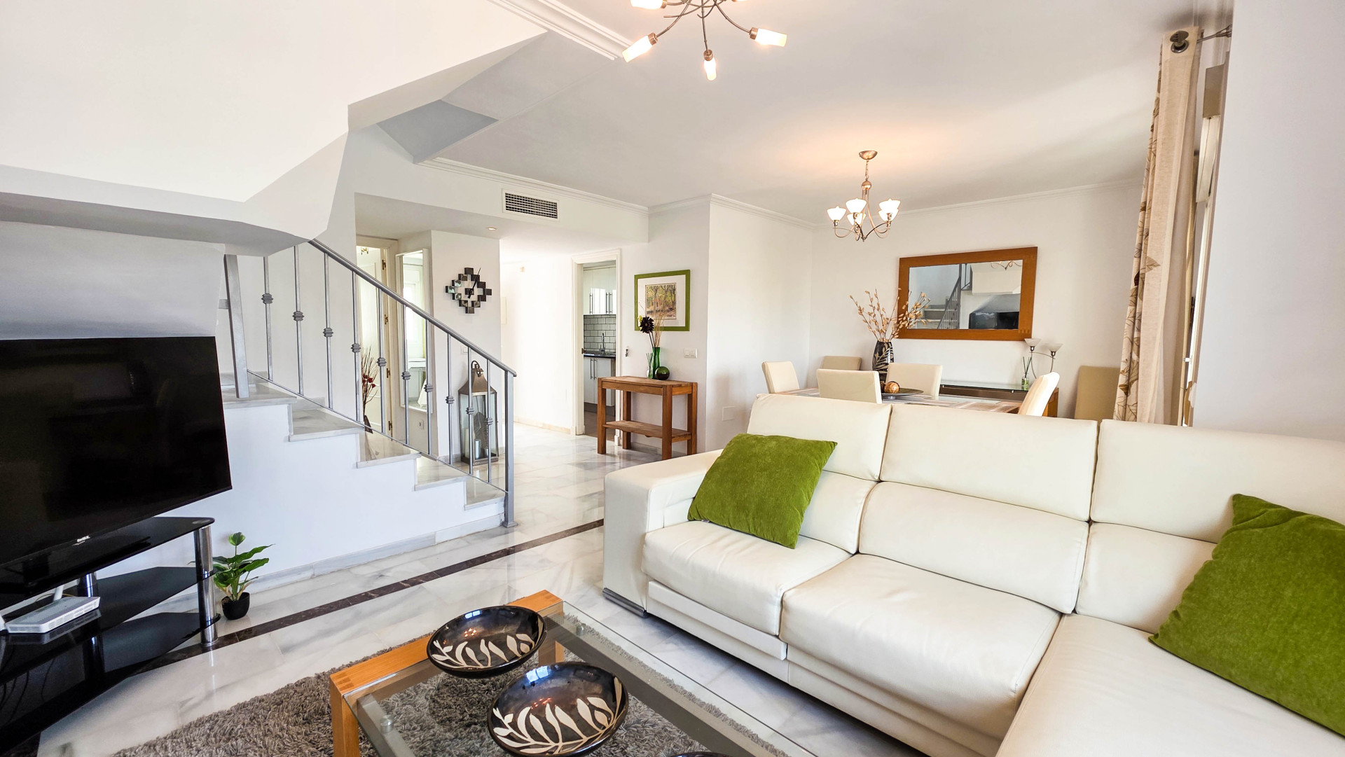 Duplex Penthouse with Panoramic Sea Views in Estrella de la Bahía, Casares — photo 10