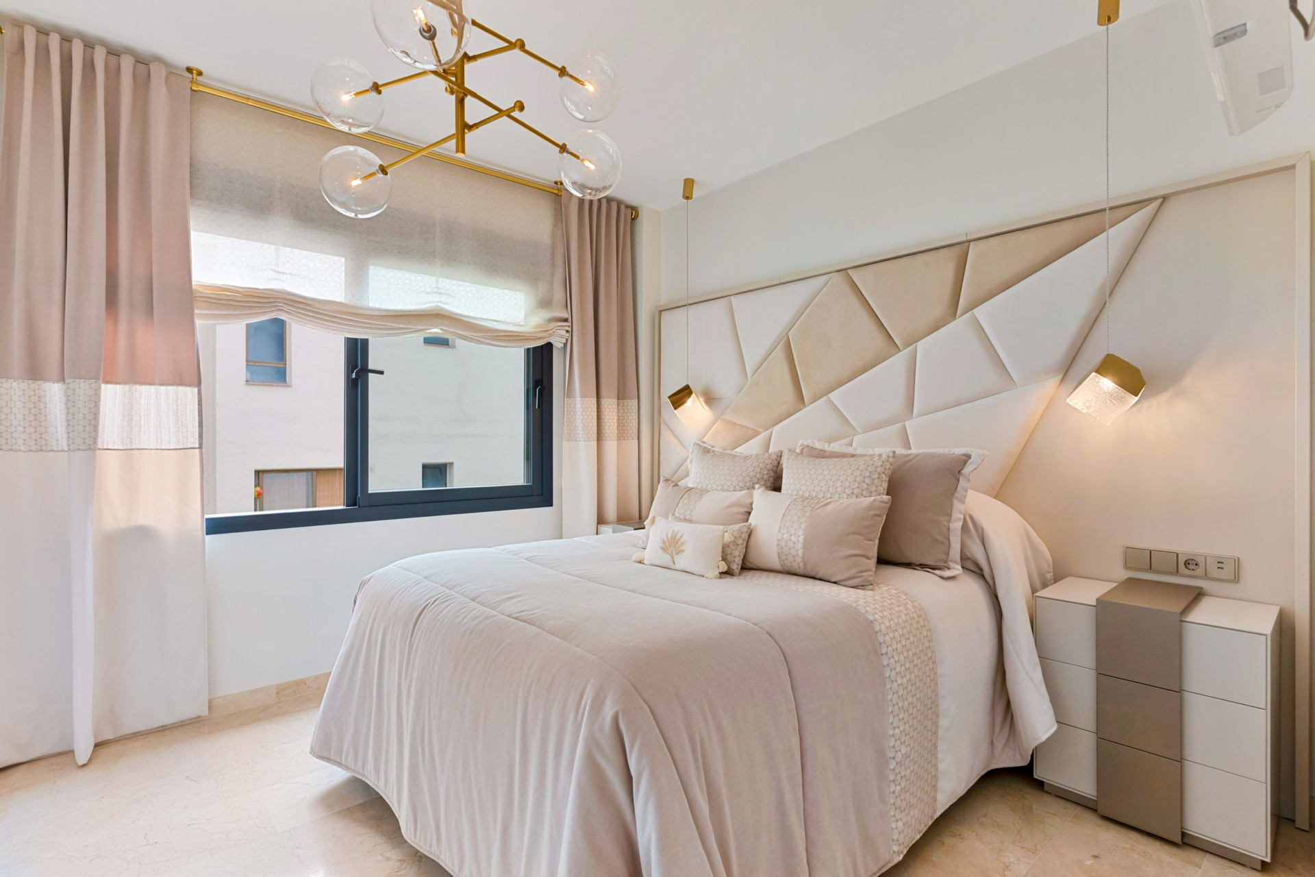 Penthouse in the center of Marbella — photo 11