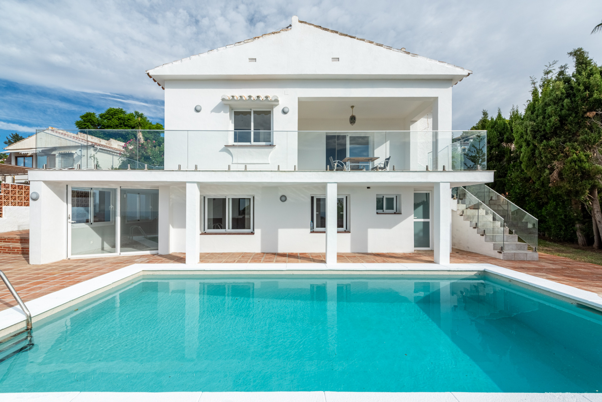 Independent Villa with sea views in La Capellania — photo 2