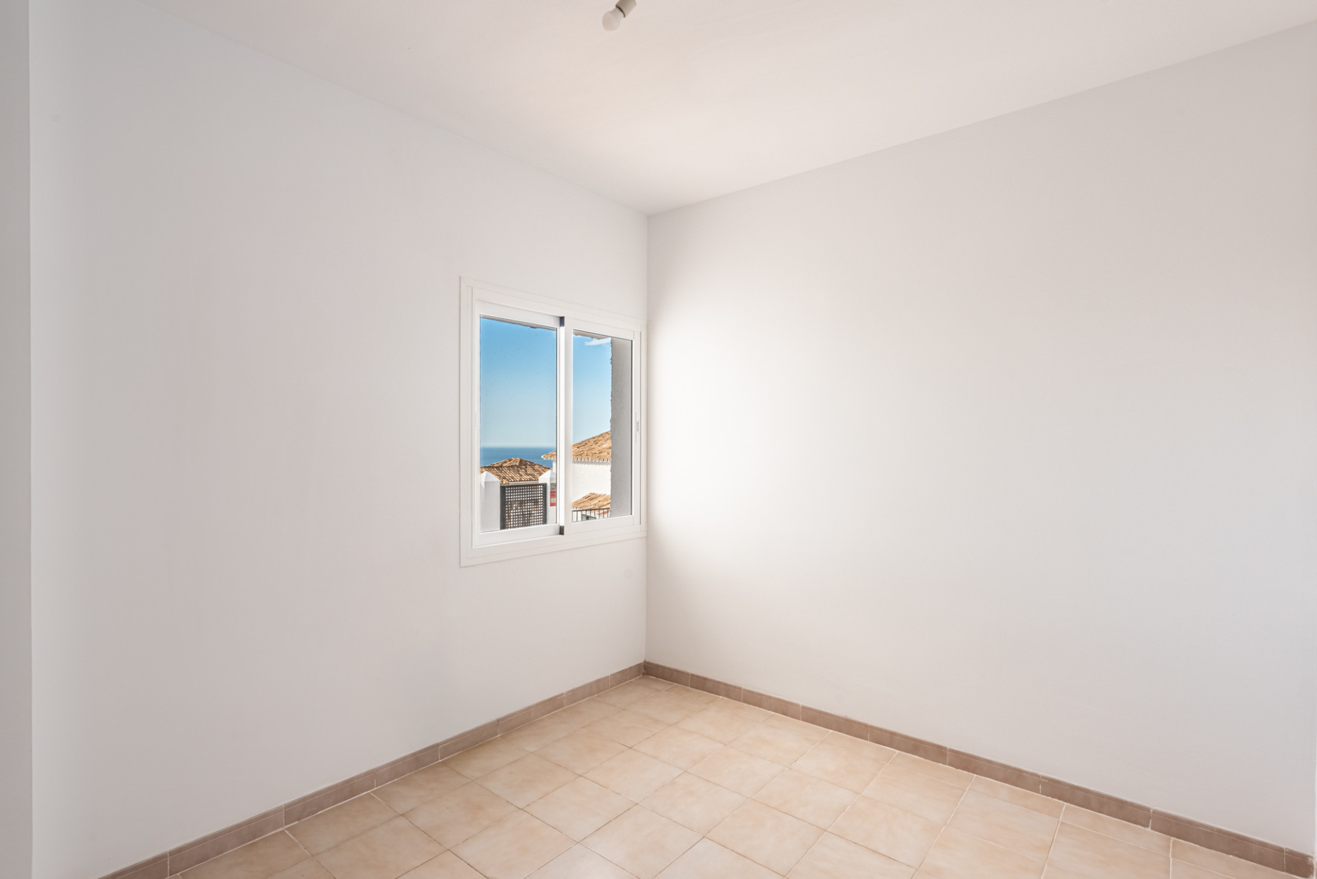 Independent Villa with sea views in La Capellania — photo 8